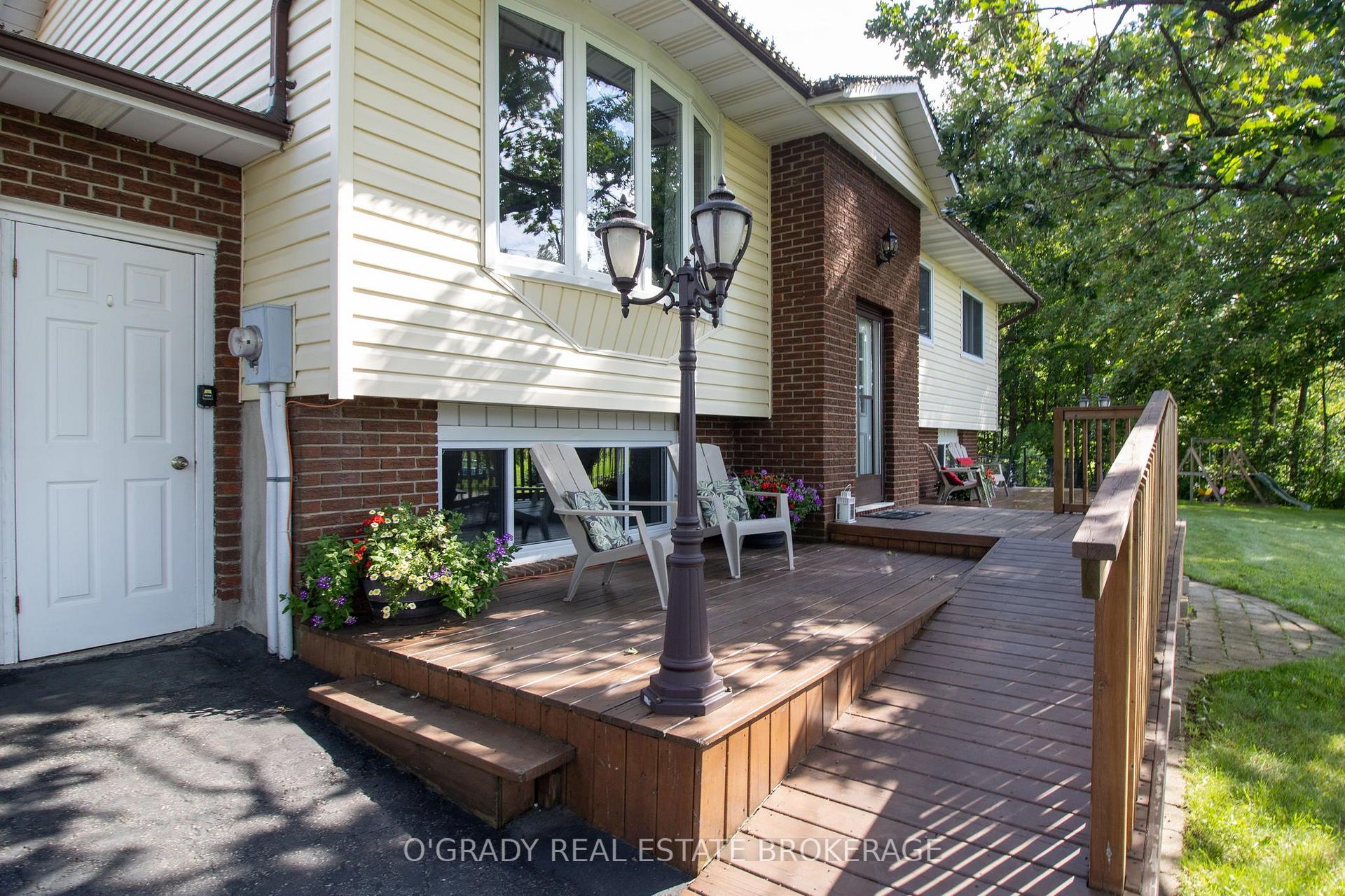 Photo 5 of 5217 Algonquin Road, Augusta, Augusta Twp — HOMEH
