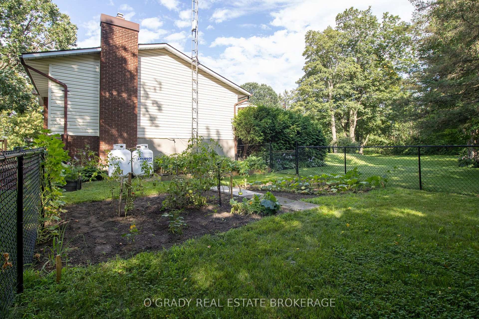 Photo 41 of 5217 Algonquin Road, Augusta, Augusta Twp — HOMEH