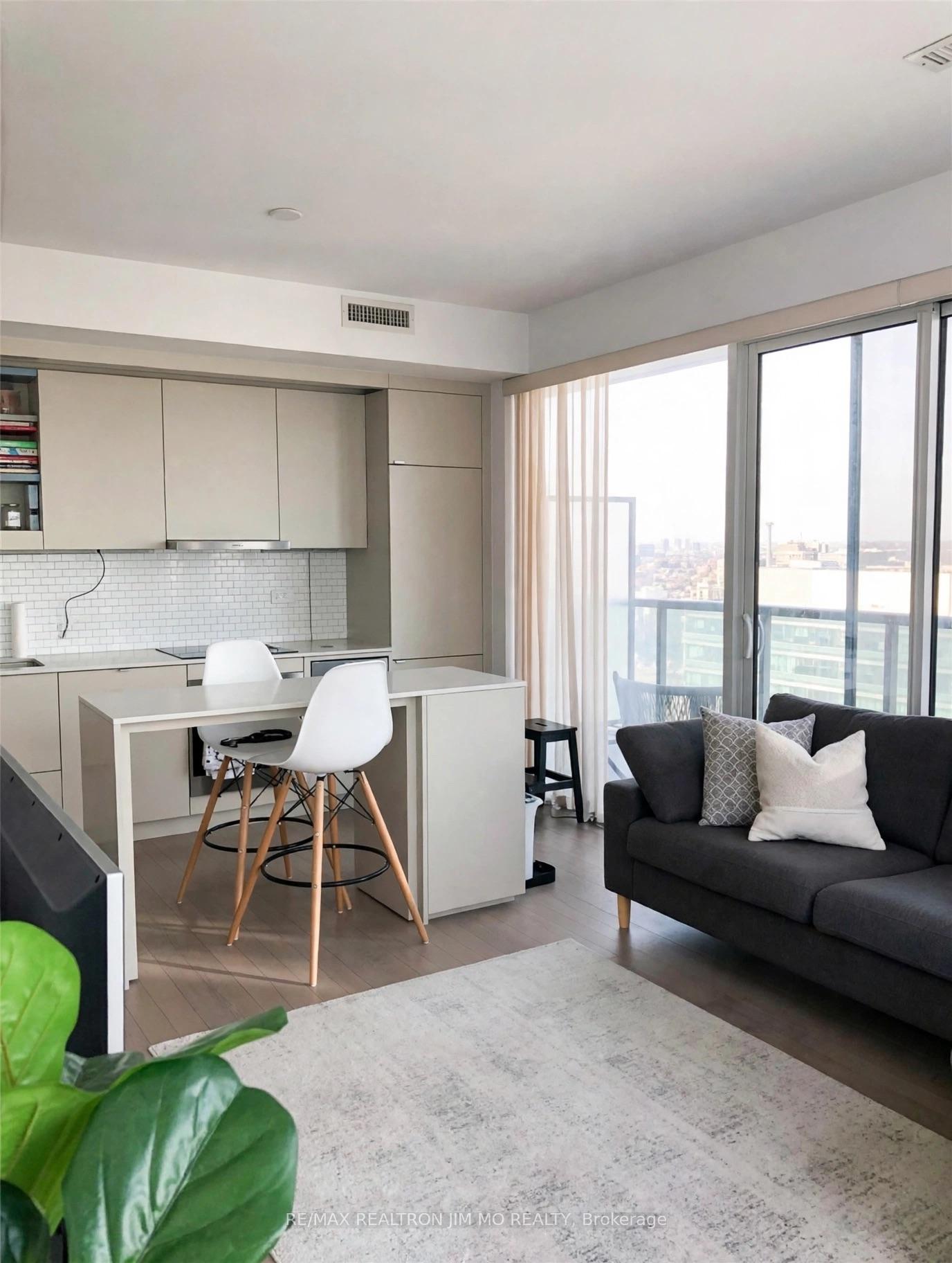 Photo 10 of Unit 2503, 101 Peter Street, Toronto, Waterfront Communities — HOMEH