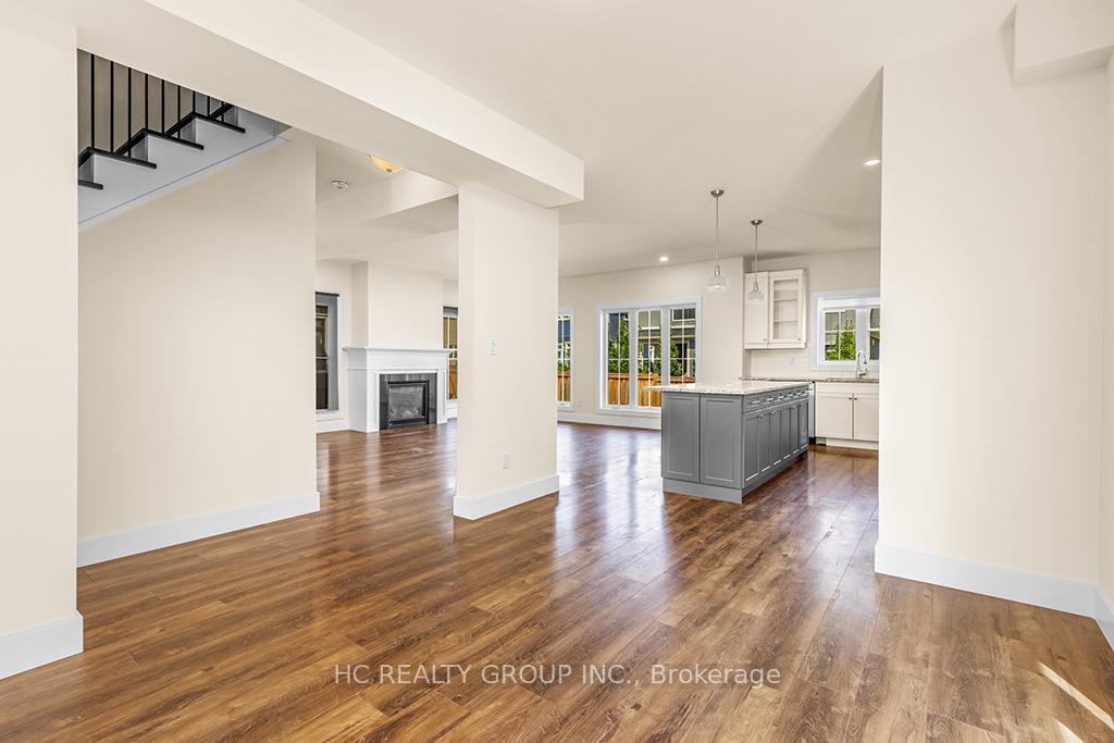 Photo 6 of 181 Yellow Birch Crescent, Blue Mountains — HOMEH