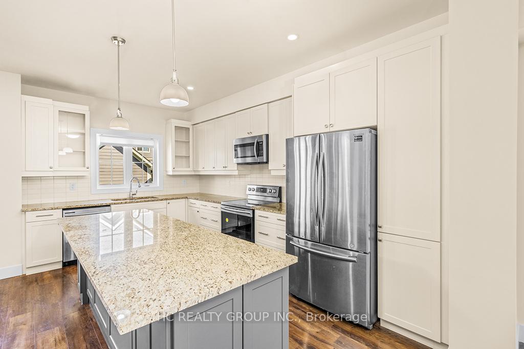 Photo 7 of 181 Yellow Birch Crescent, Blue Mountains — HOMEH