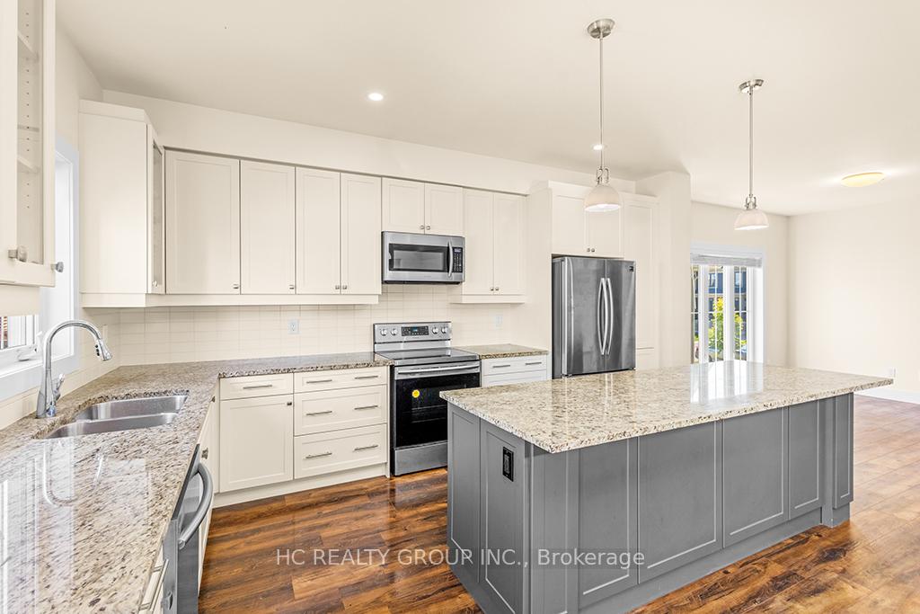 Photo 8 of 181 Yellow Birch Crescent, Blue Mountains — HOMEH