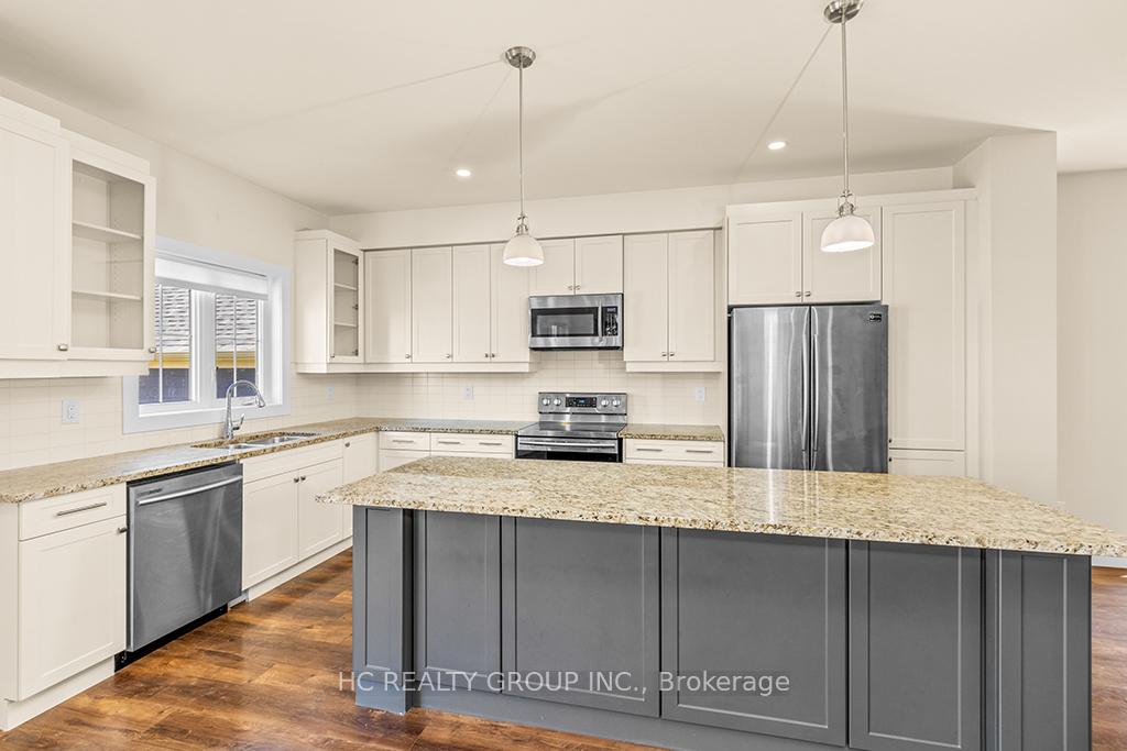 Photo 10 of 181 Yellow Birch Crescent, Blue Mountains — HOMEH