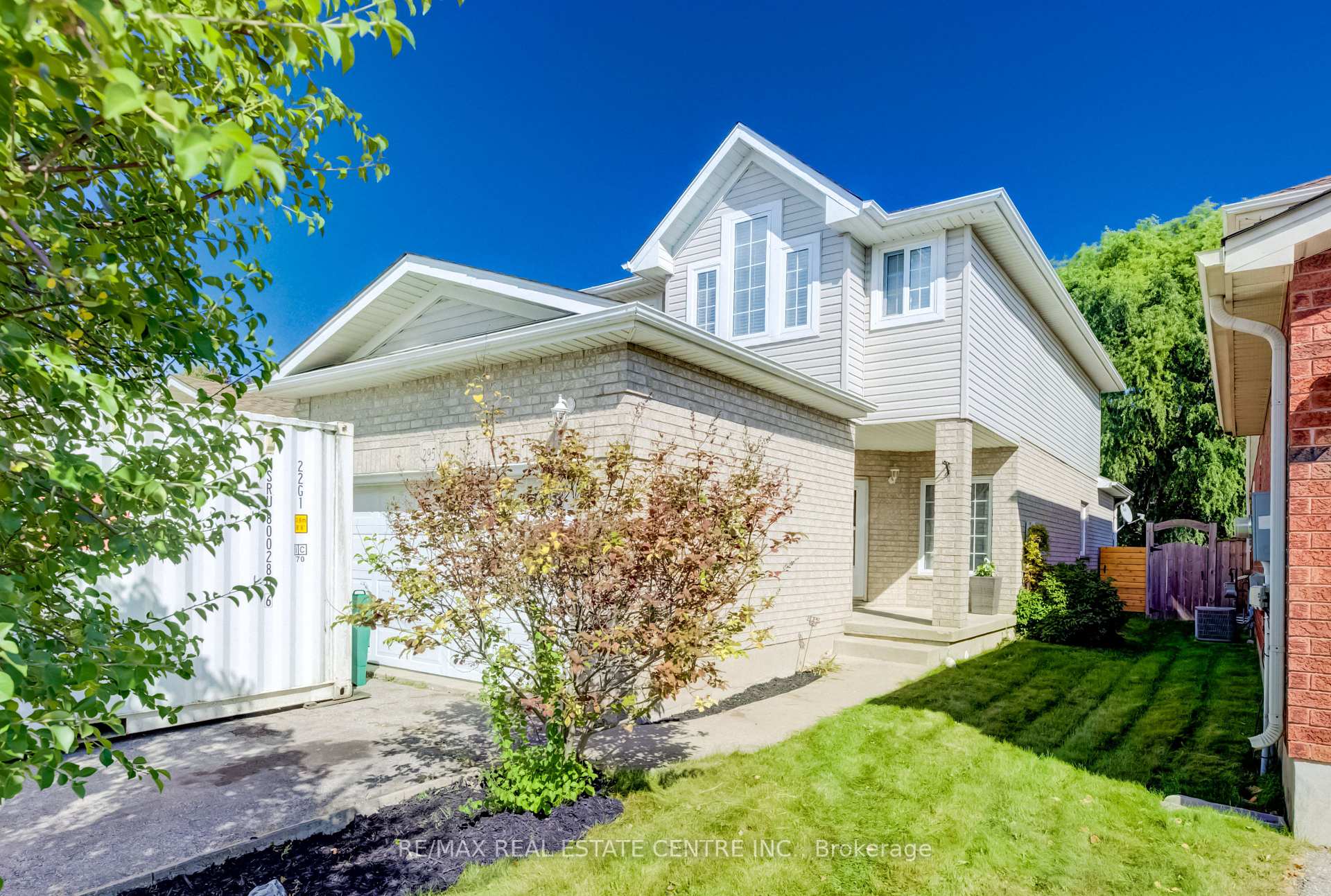 Photo of 295 Gatehouse Drive