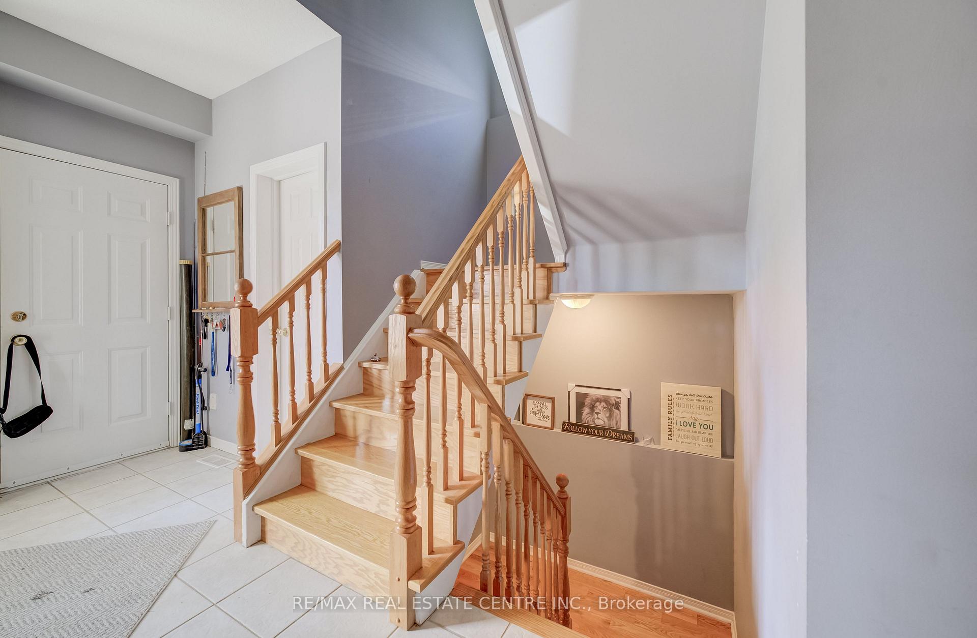 Photo 6 of 295 Gatehouse Drive, Cambridge, Little's Corners — HOMEH