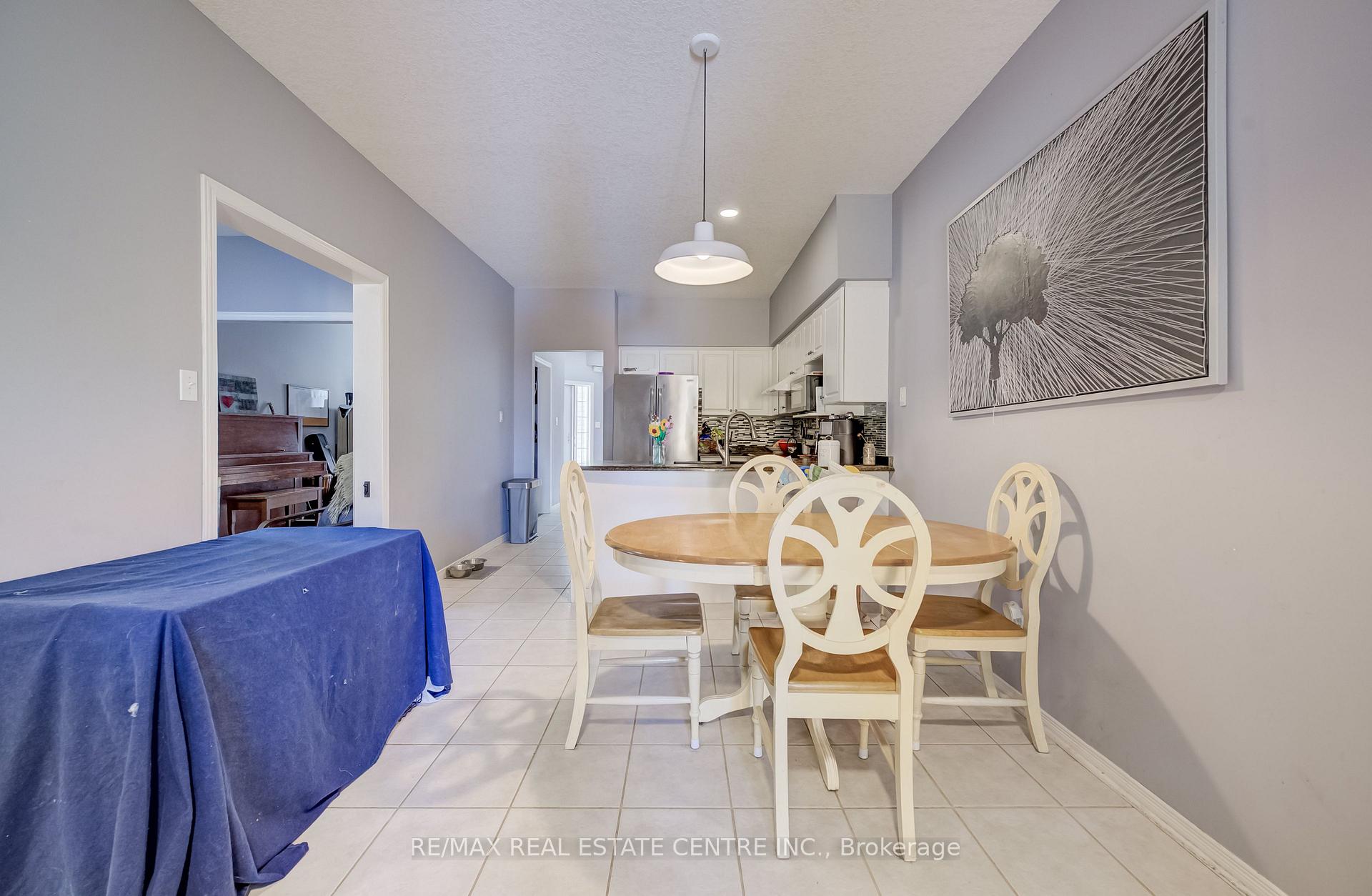 Photo 7 of 295 Gatehouse Drive, Cambridge, Little's Corners — HOMEH