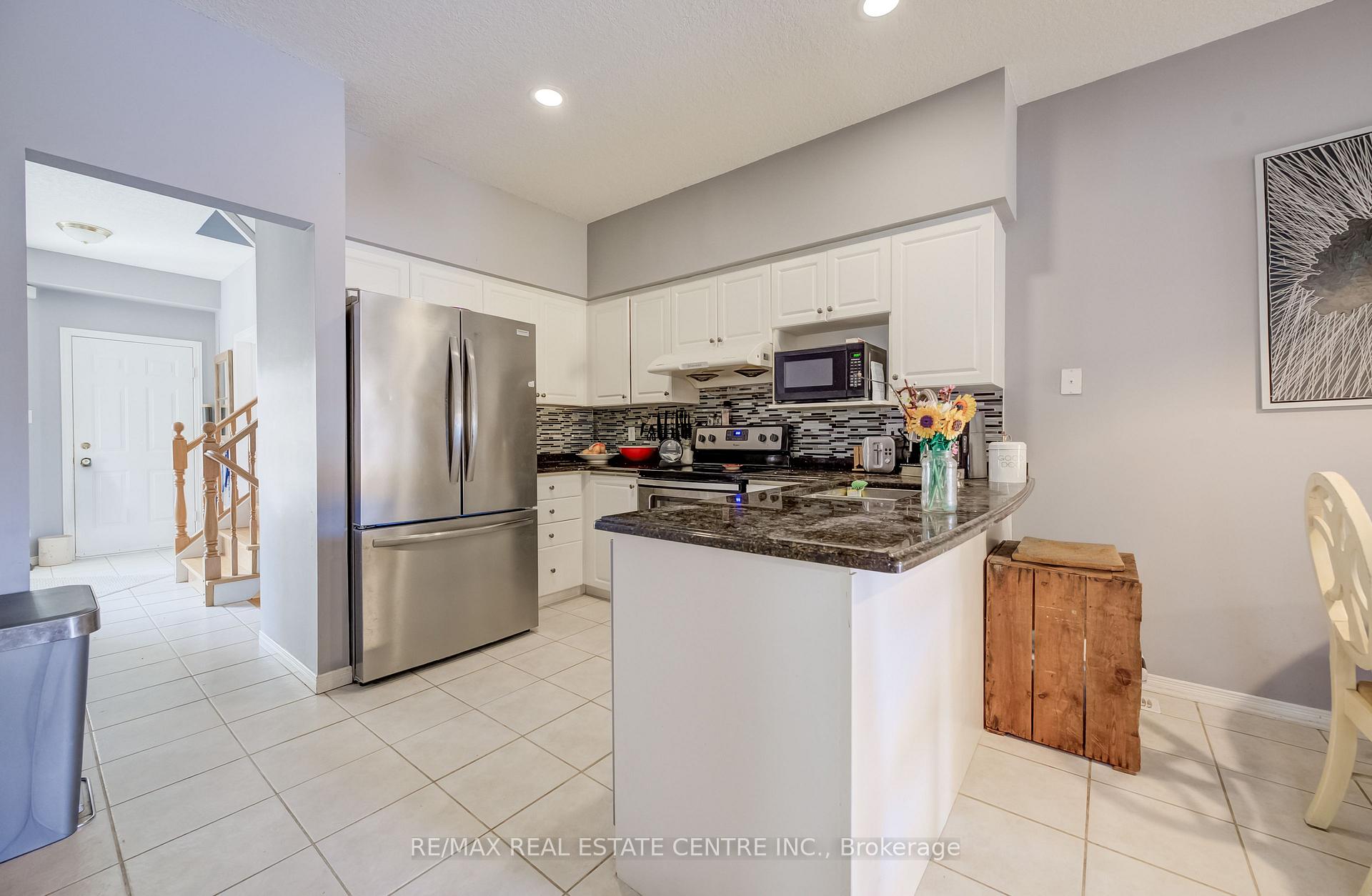 Photo 10 of 295 Gatehouse Drive, Cambridge, Little's Corners — HOMEH