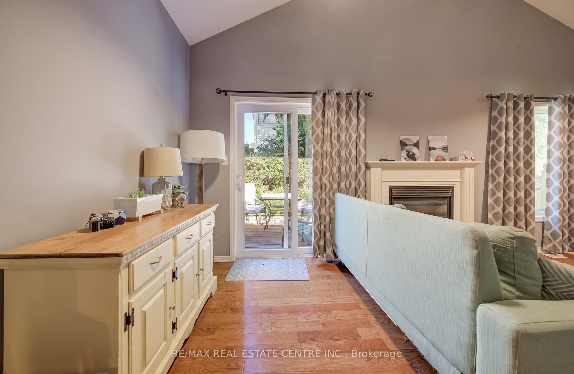 Photo 11 of 295 Gatehouse Drive, Cambridge, Little's Corners — HOMEH