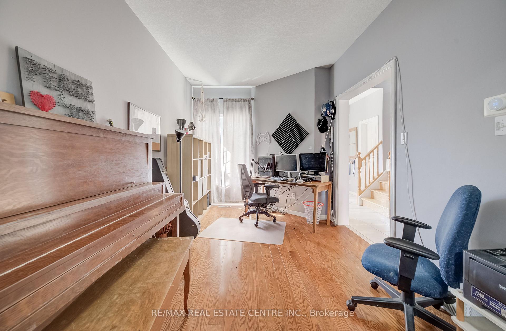 Photo 17 of 295 Gatehouse Drive, Cambridge, Little's Corners — HOMEH