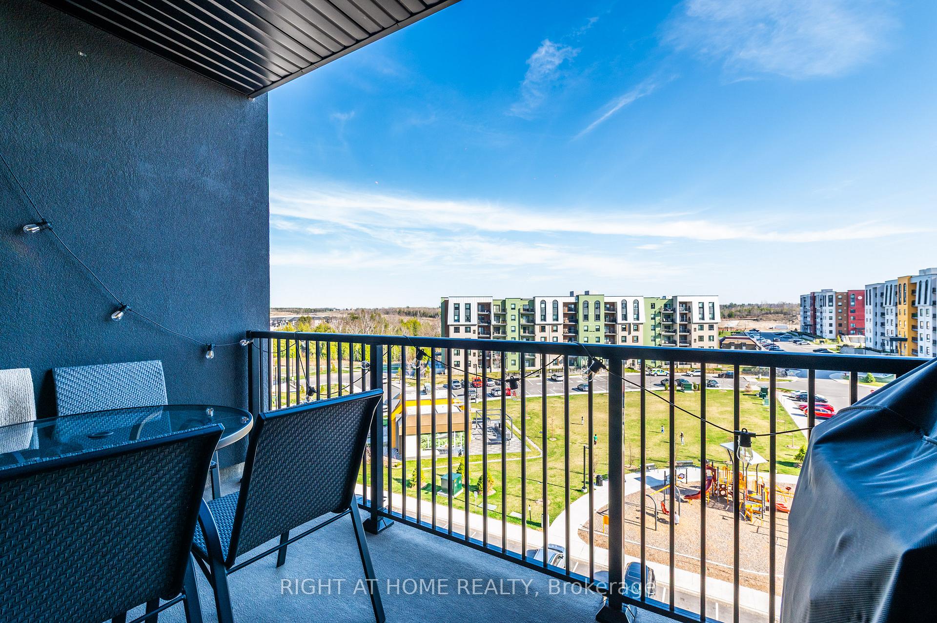 Photo 25 of Unit 507, 4 Spice Way, Barrie, Rural Barrie Southeast — HOMEH