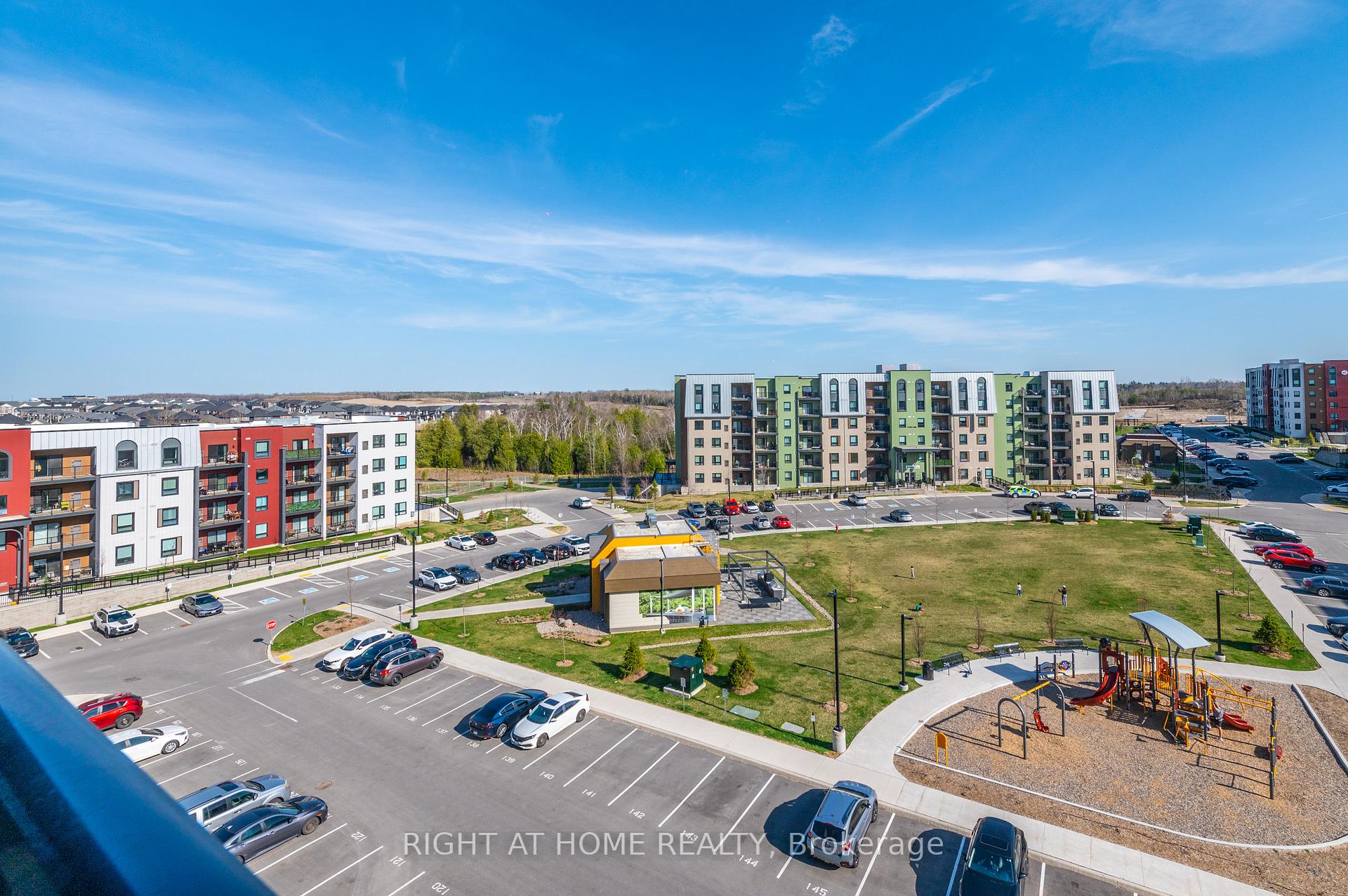 Photo 26 of Unit 507, 4 Spice Way, Barrie, Rural Barrie Southeast — HOMEH