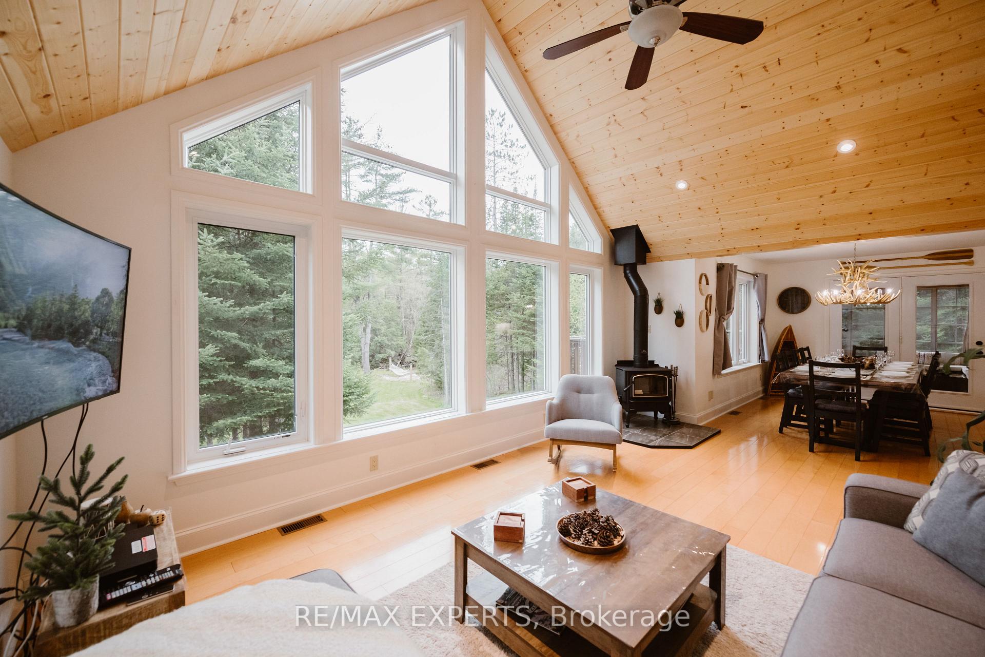 Photo 2 of 1216 Miriam Drive, Bracebridge, Oakley — HOMEH