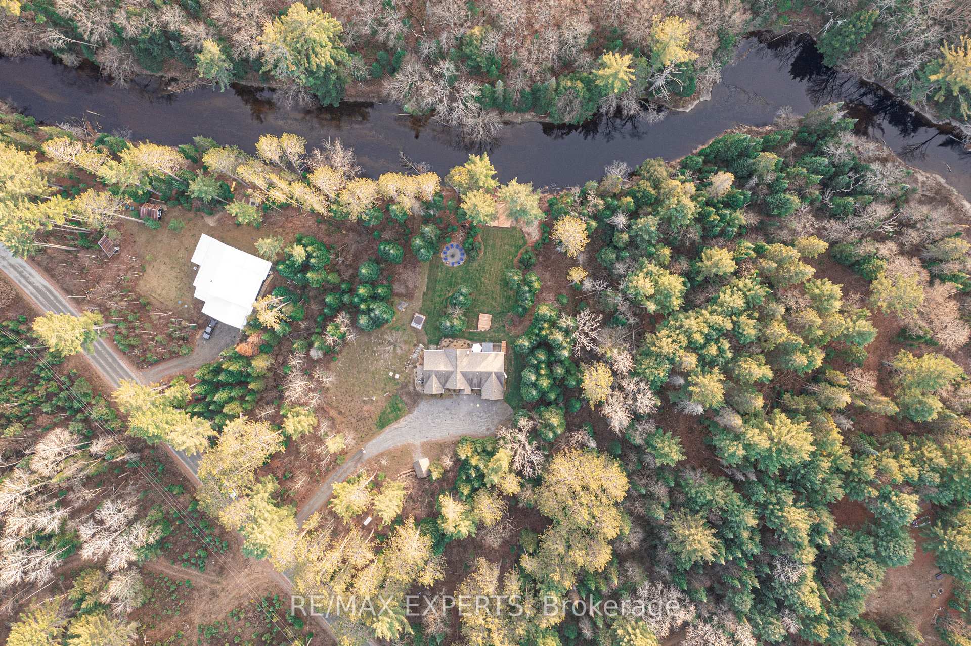 Photo 4 of 1216 Miriam Drive, Bracebridge, Oakley — HOMEH