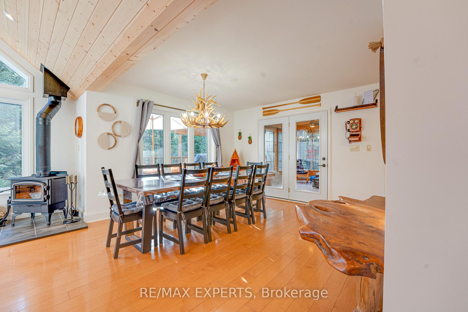 Photo 6 of 1216 Miriam Drive, Bracebridge, Oakley — HOMEH