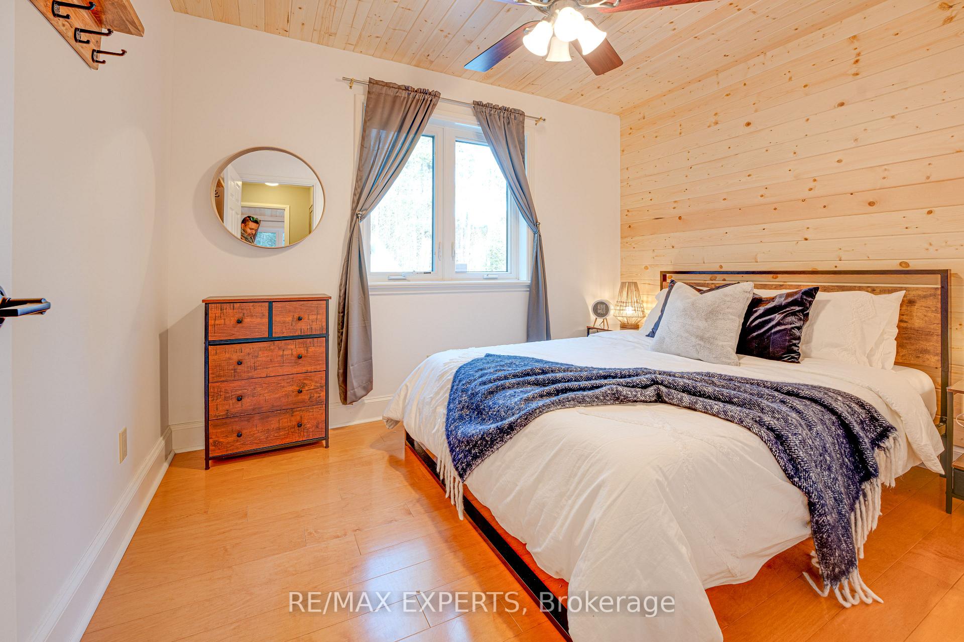Photo 16 of 1216 Miriam Drive, Bracebridge, Oakley — HOMEH