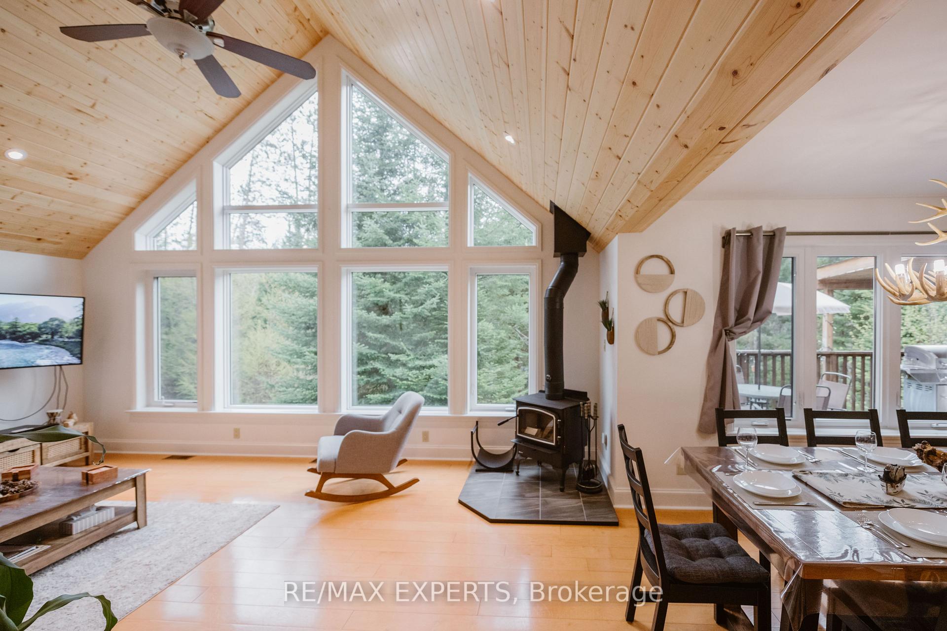 Photo 43 of 1216 Miriam Drive, Bracebridge, Oakley — HOMEH
