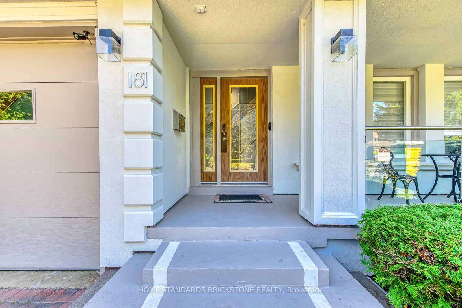 Photo 3 of 181 Clark Avenue, Markham, Thornhill — HOMEH