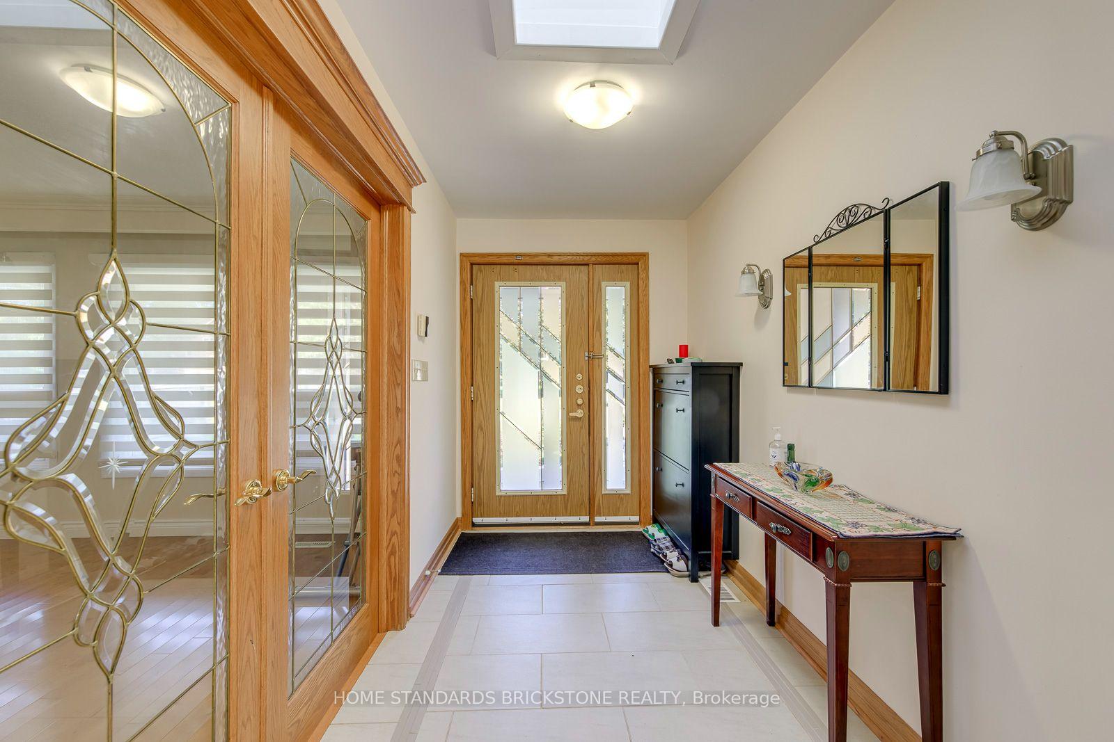 Photo 5 of 181 Clark Avenue, Markham, Thornhill — HOMEH
