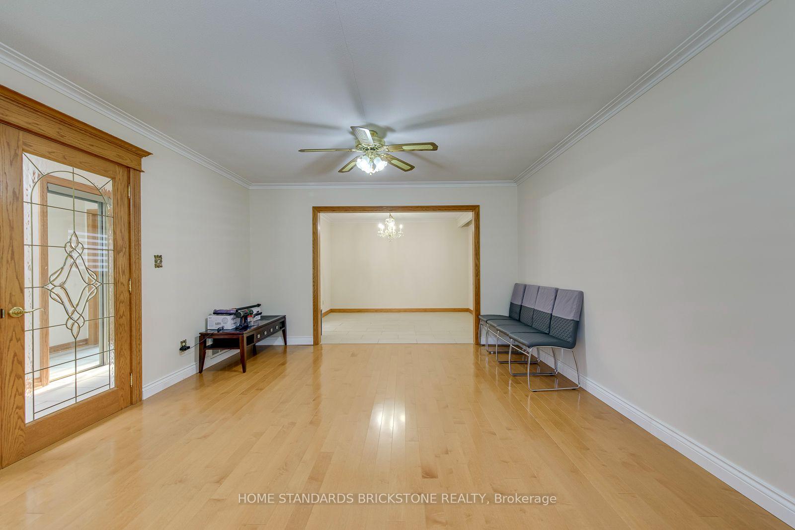 Photo 9 of 181 Clark Avenue, Markham, Thornhill — HOMEH