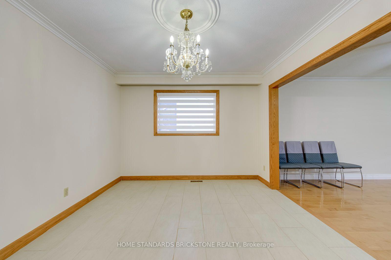 Photo 11 of 181 Clark Avenue, Markham, Thornhill — HOMEH