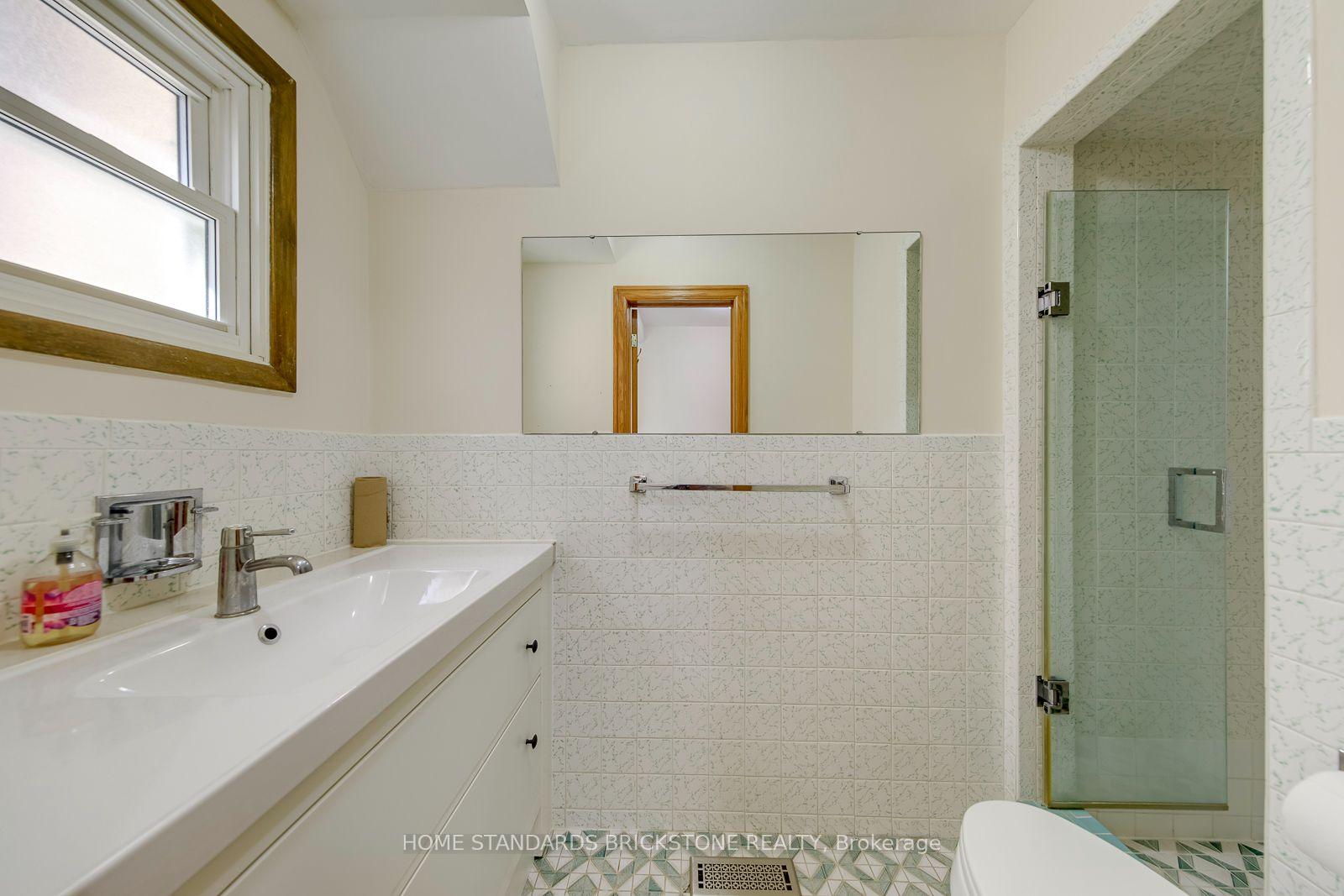 Photo 23 of 181 Clark Avenue, Markham, Thornhill — HOMEH