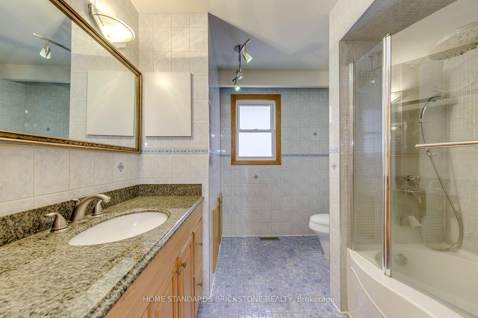 Photo 30 of 181 Clark Avenue, Markham, Thornhill — HOMEH