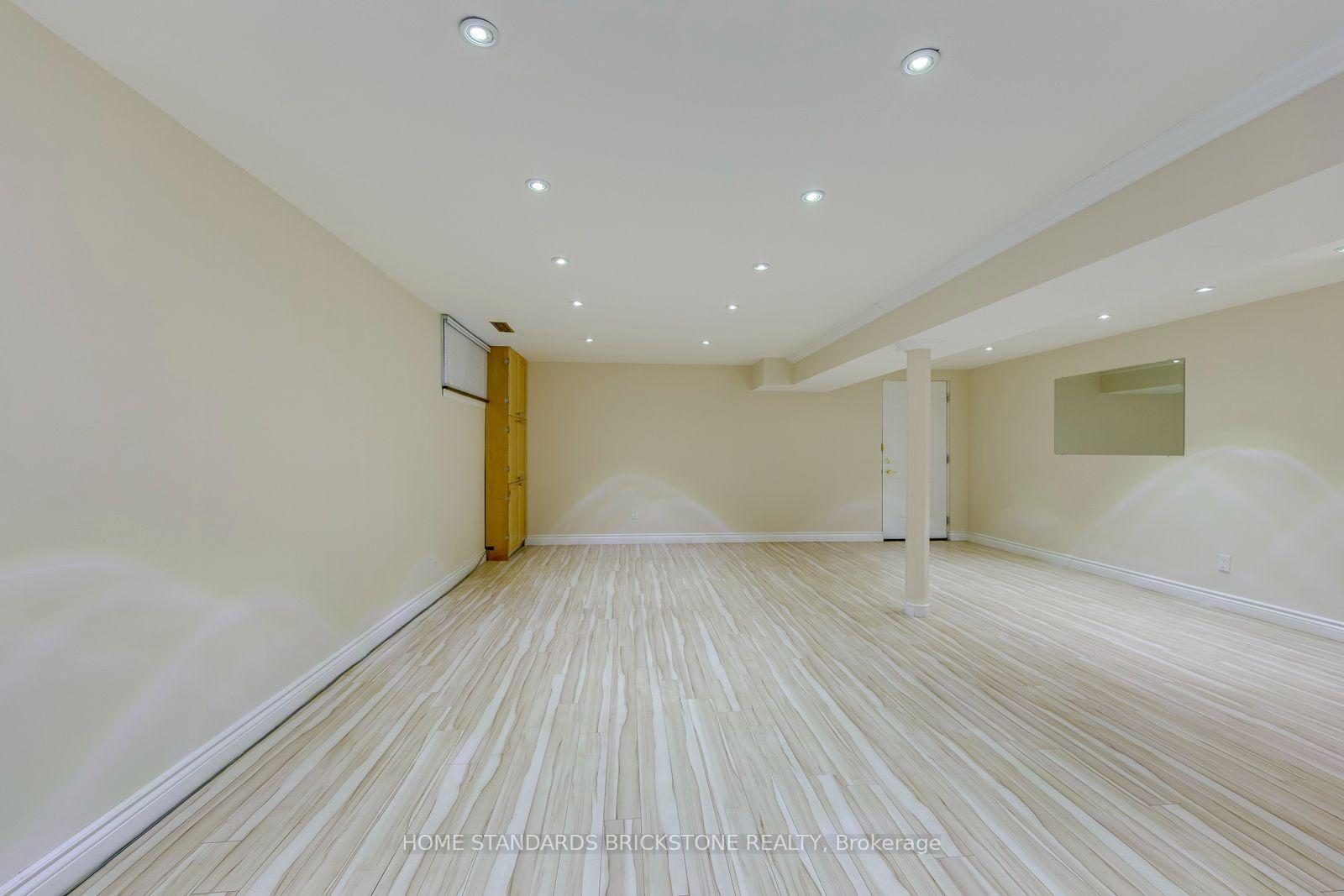 Photo 37 of 181 Clark Avenue, Markham, Thornhill — HOMEH
