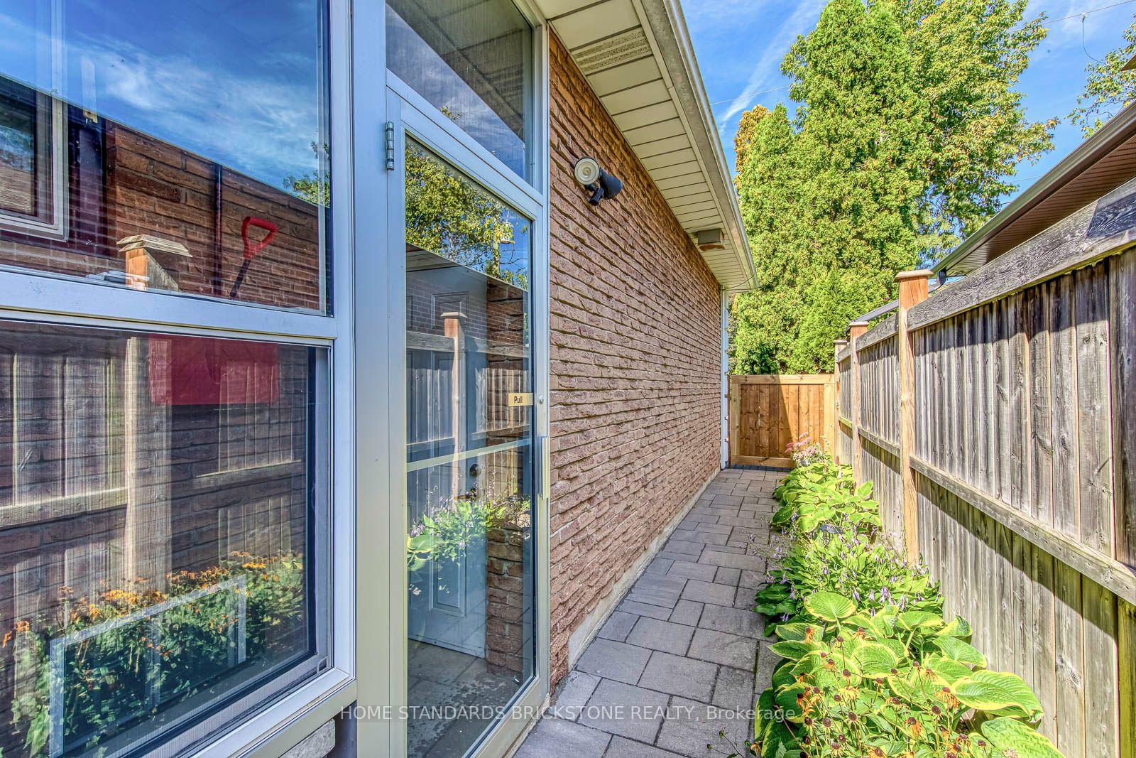 Photo 49 of 181 Clark Avenue, Markham, Thornhill — HOMEH