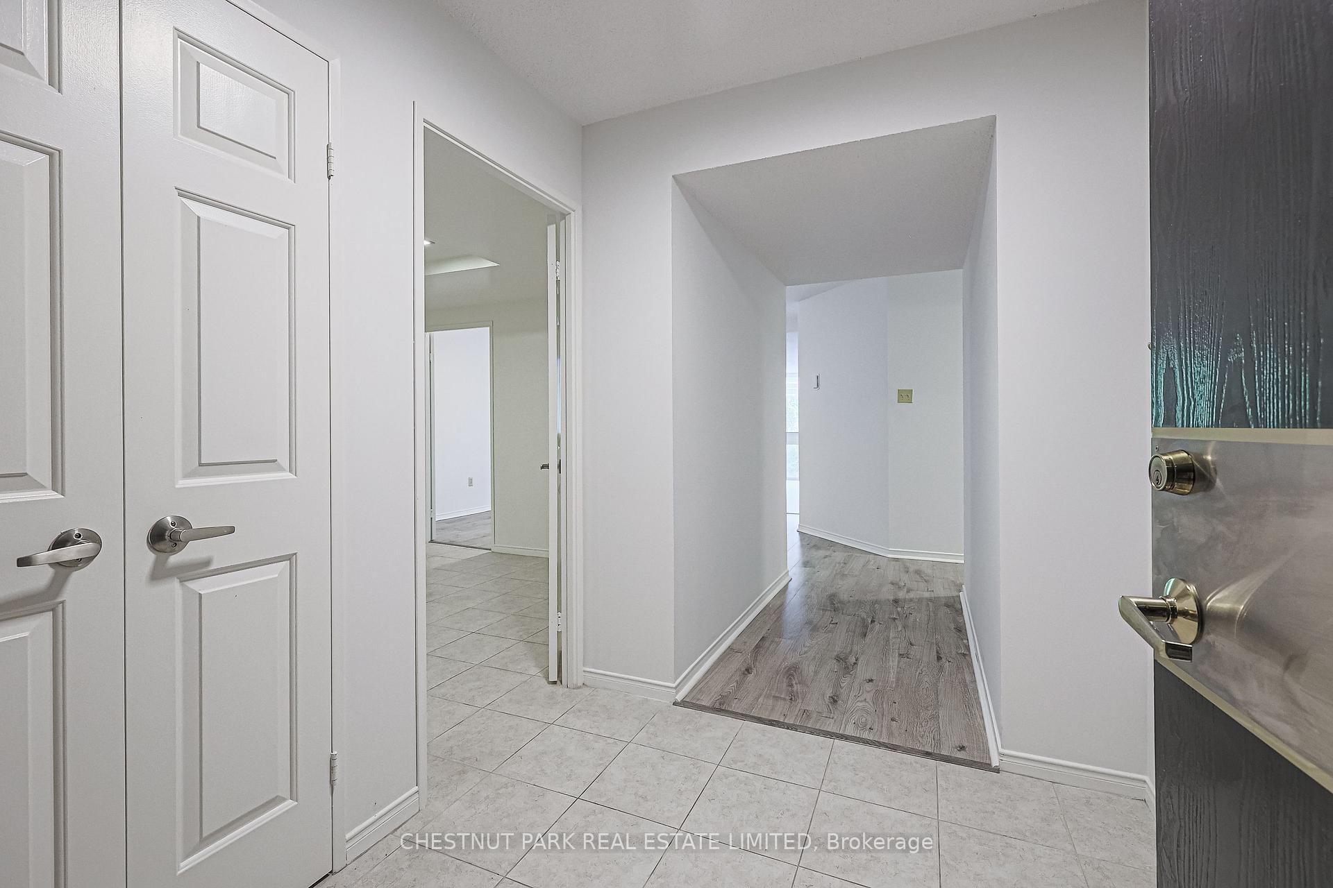 Photo 6 of Unit 305, 131 Beecroft Road, North York, Lansing-Westgate — HOMEH
