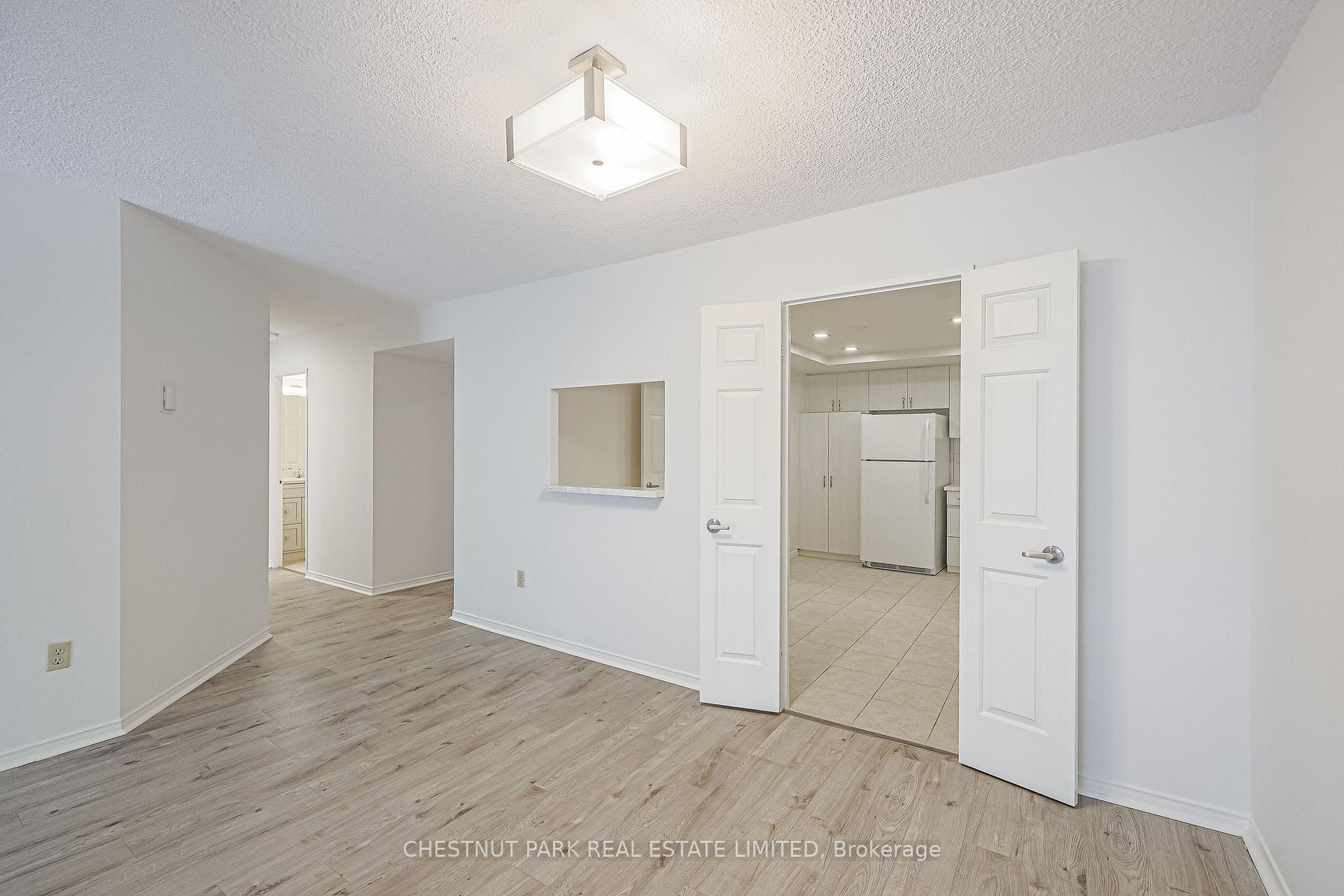 Photo 10 of Unit 305, 131 Beecroft Road, North York, Lansing-Westgate — HOMEH