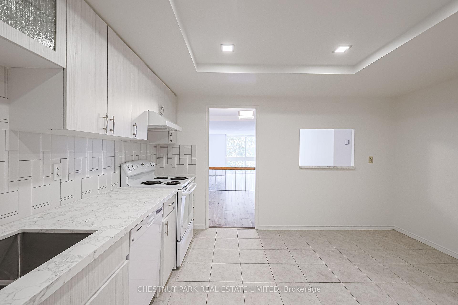 Photo 14 of Unit 305, 131 Beecroft Road, North York, Lansing-Westgate — HOMEH