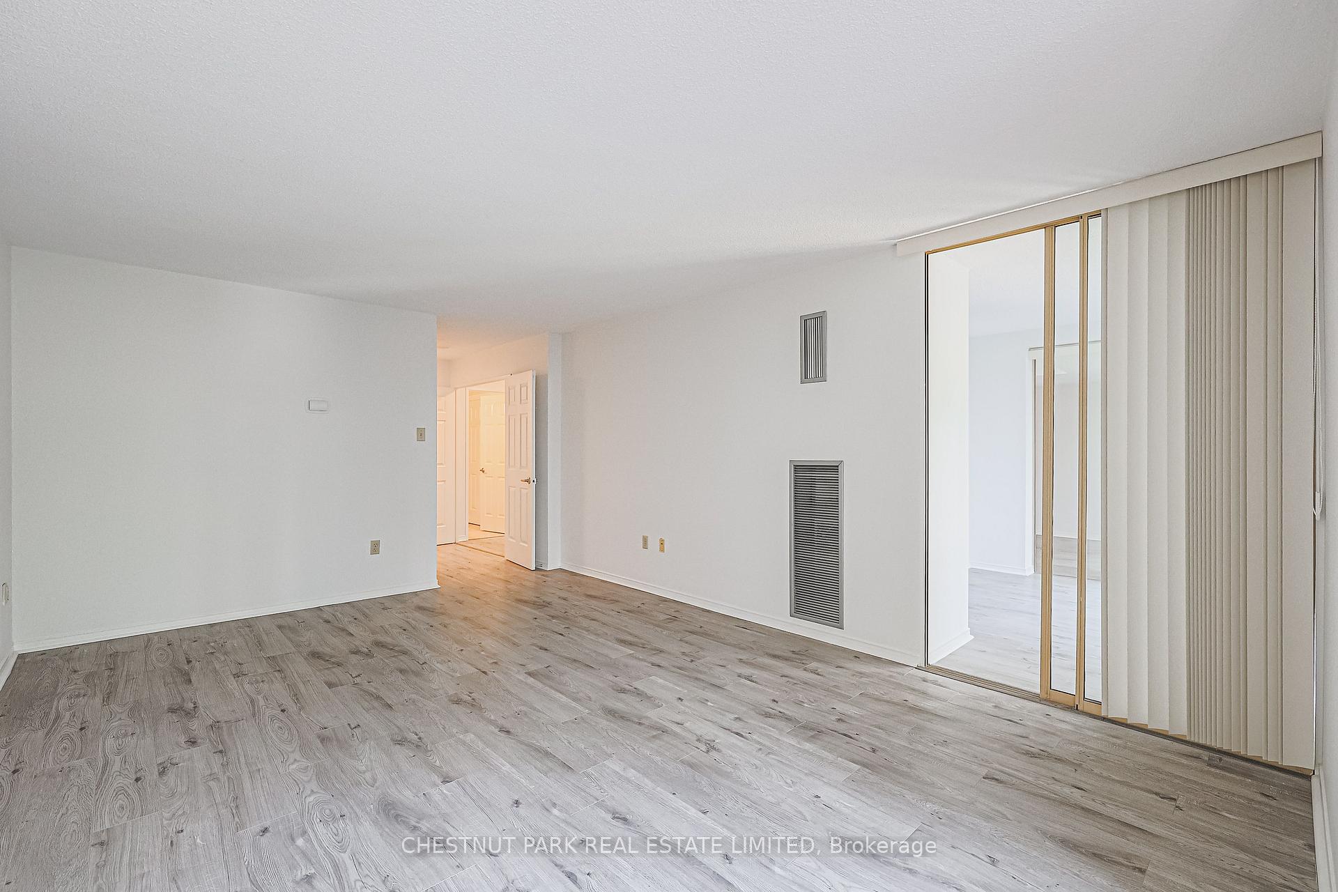 Photo 23 of Unit 305, 131 Beecroft Road, North York, Lansing-Westgate — HOMEH