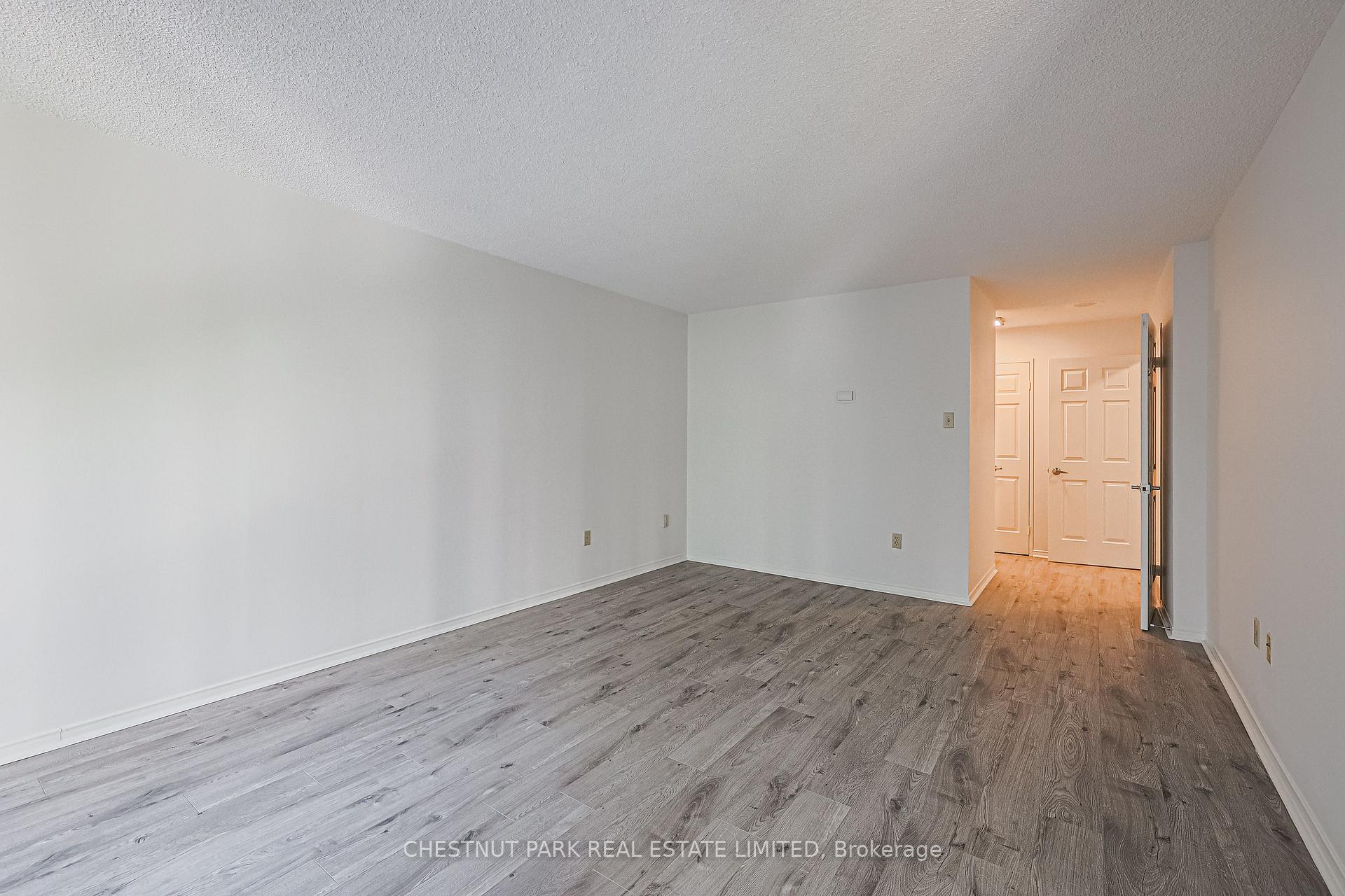 Photo 24 of Unit 305, 131 Beecroft Road, North York, Lansing-Westgate — HOMEH