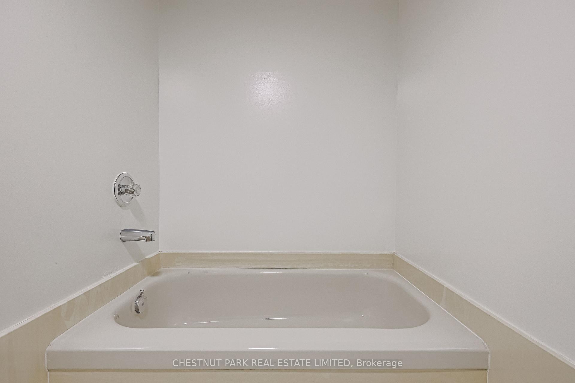 Photo 27 of Unit 305, 131 Beecroft Road, North York, Lansing-Westgate — HOMEH