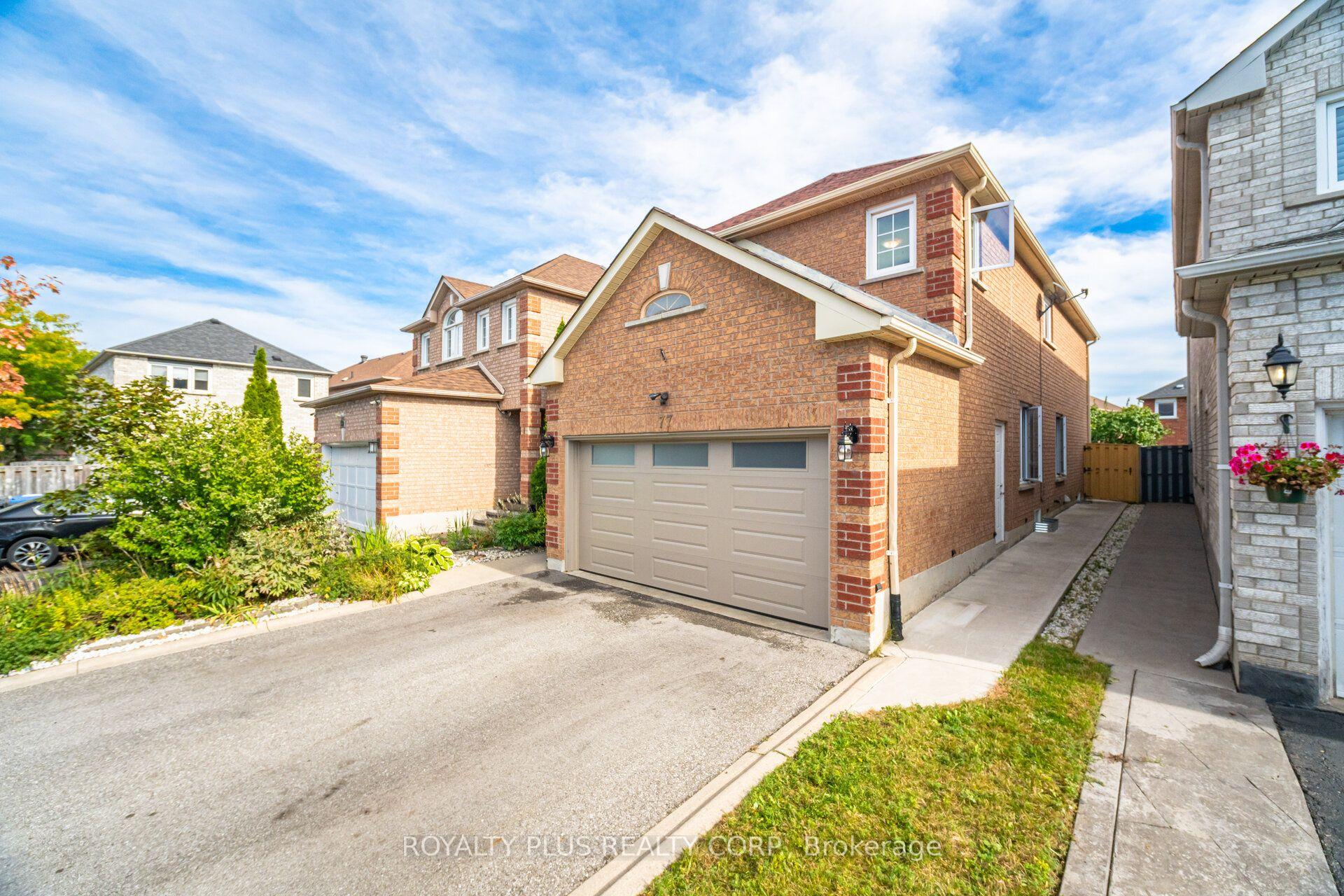 Photo 3 of 77 Arthurs Crescent, Brampton, Fletcher's West — HOMEH