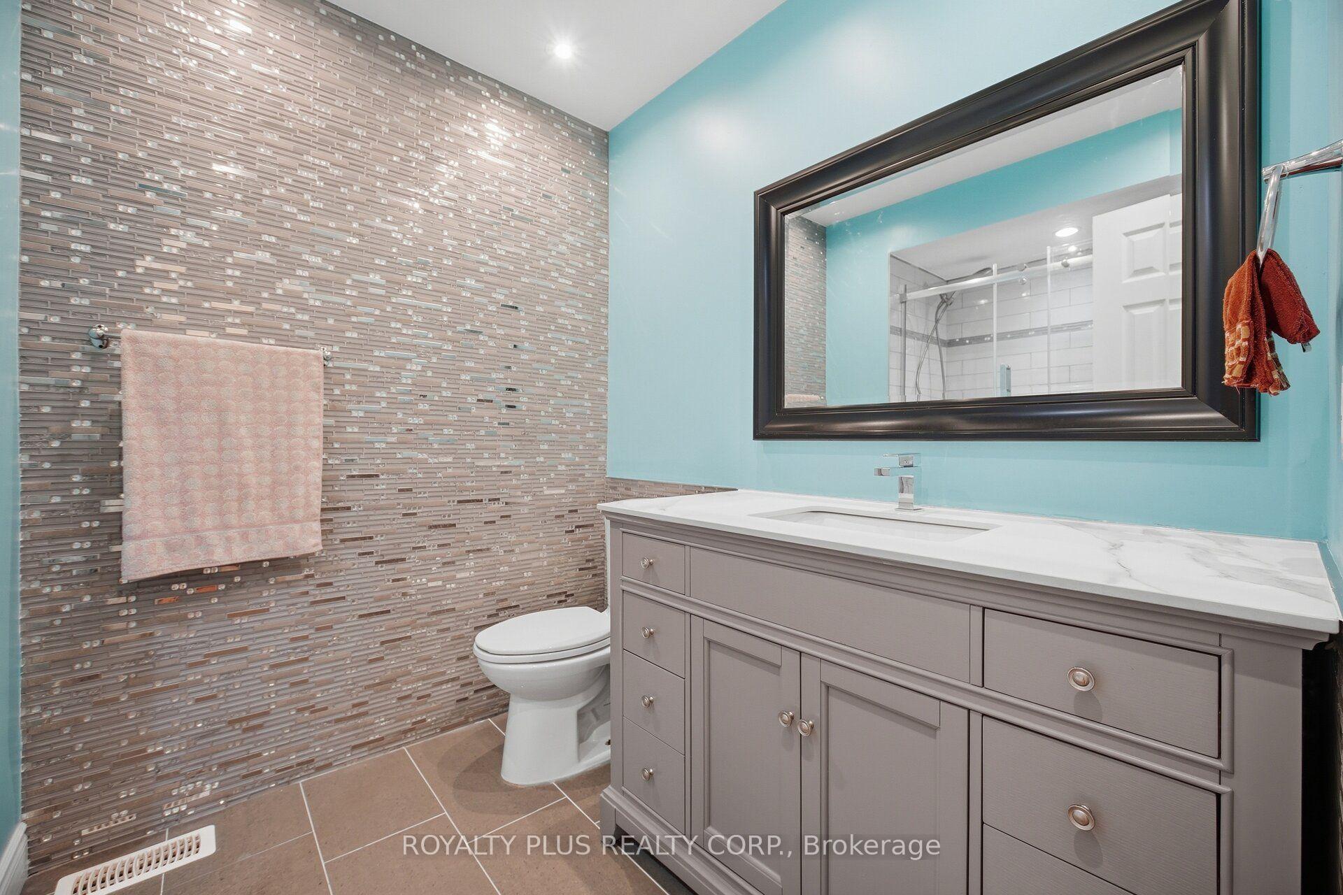 Photo 27 of 77 Arthurs Crescent, Brampton, Fletcher's West — HOMEH
