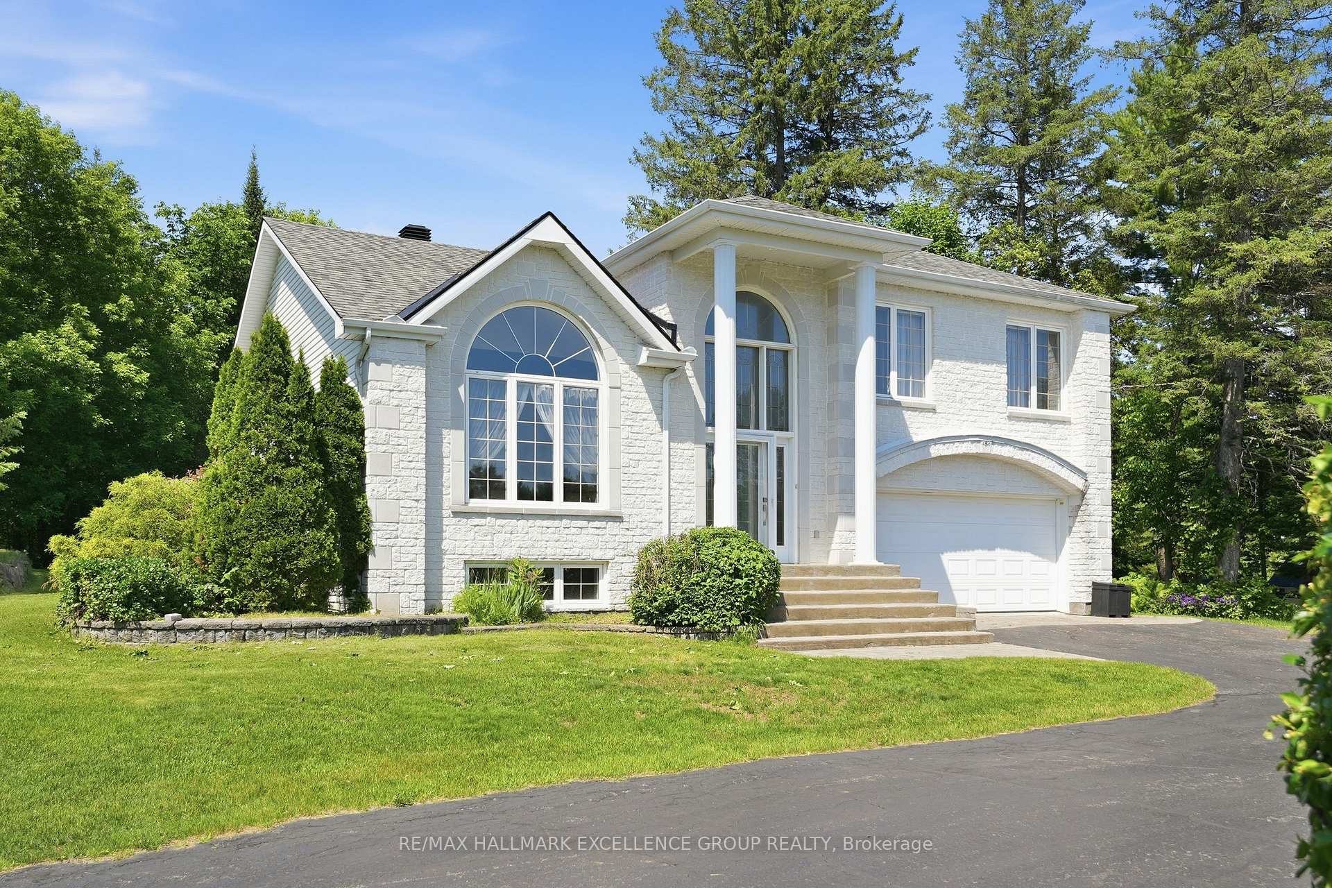 Photo of 480 Du Ruisseau Street