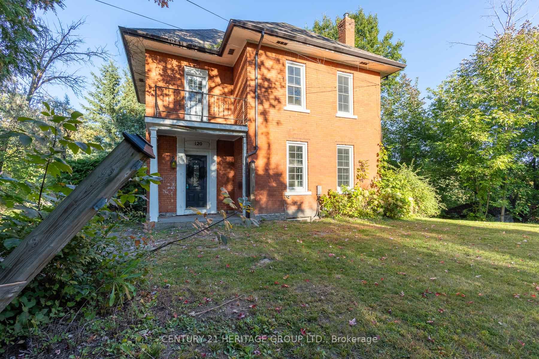 Photo 4 of 120 Welland Street, Pembroke, Pembroke — HOMEH