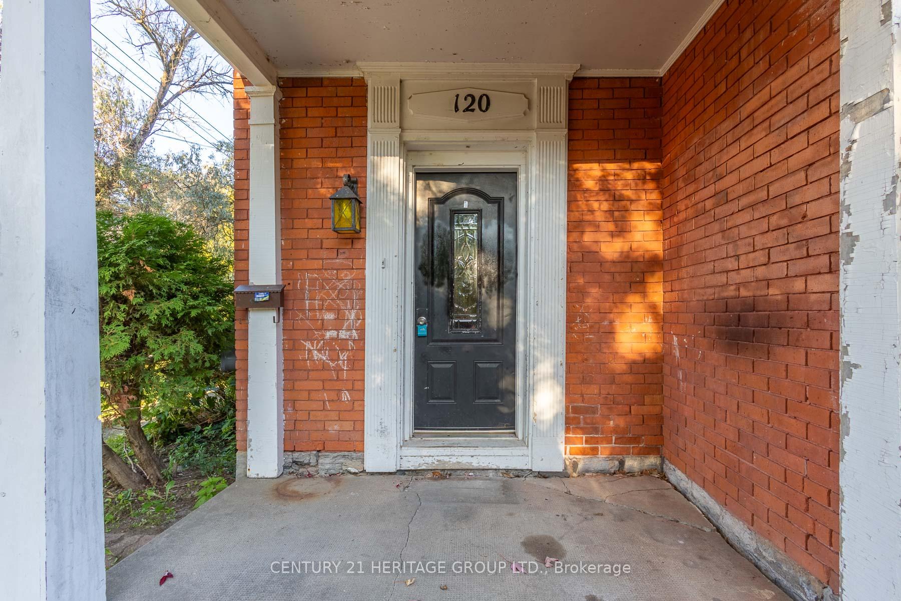 Photo 5 of 120 Welland Street, Pembroke, Pembroke — HOMEH