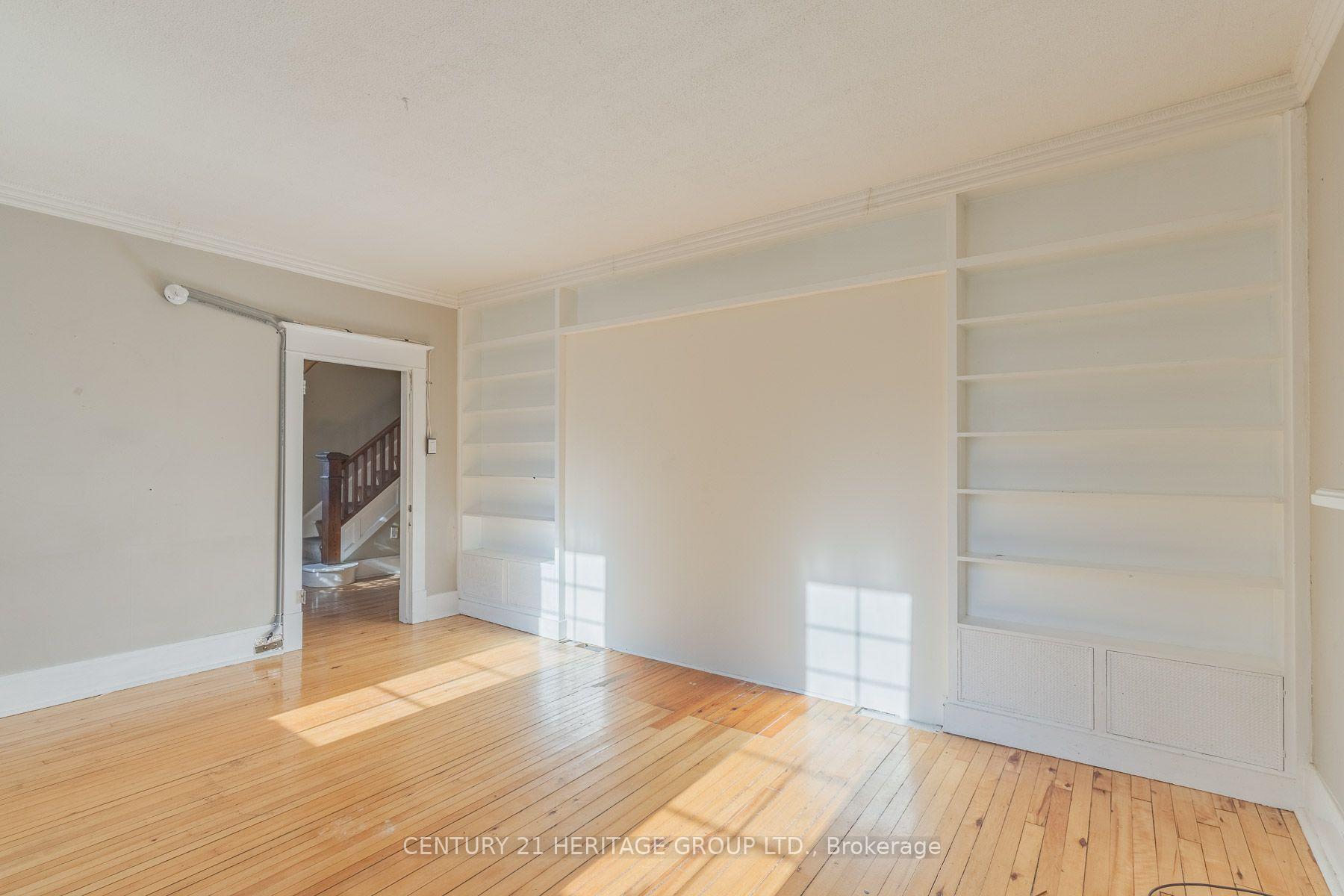 Photo 9 of 120 Welland Street, Pembroke, Pembroke — HOMEH