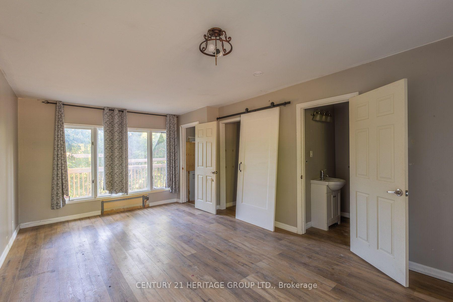 Photo 16 of 120 Welland Street, Pembroke, Pembroke — HOMEH