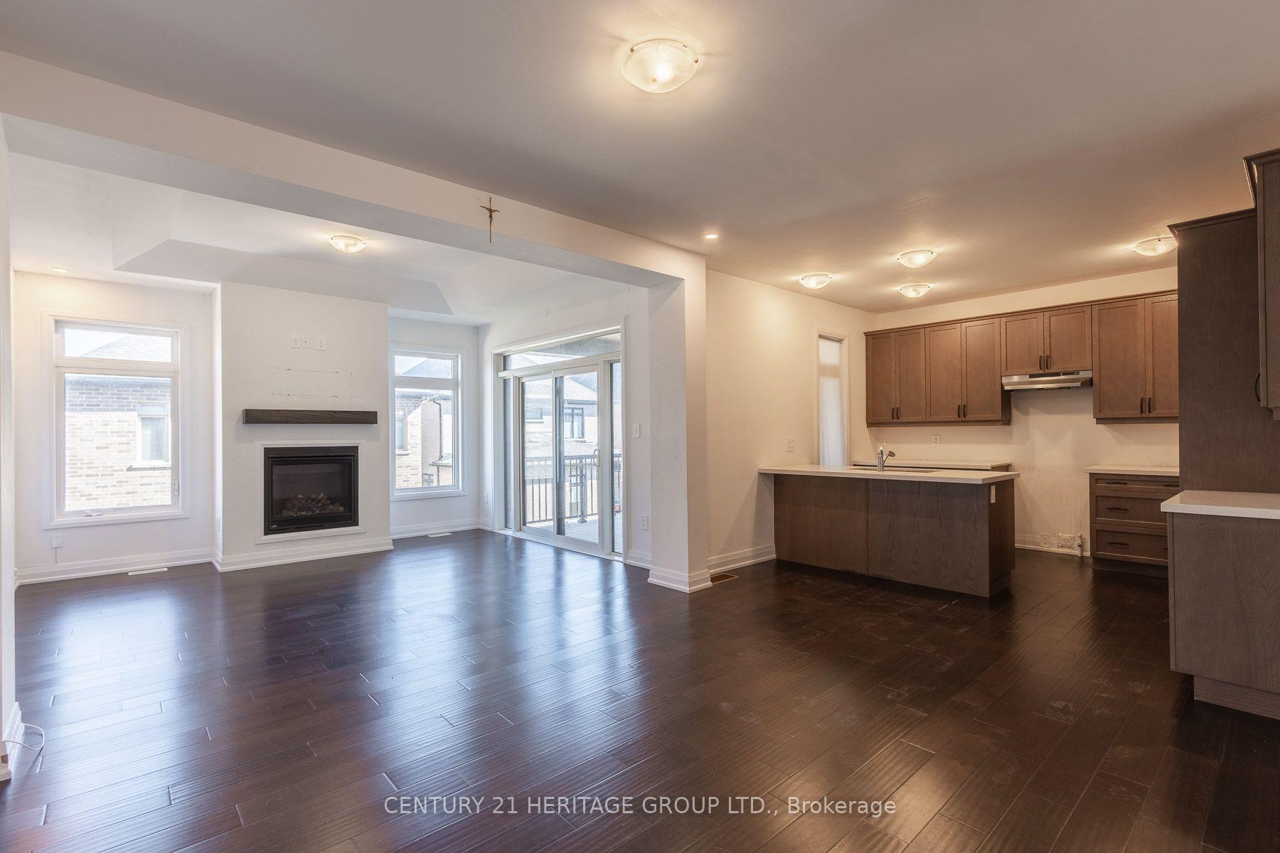 Photo 11 of 172 Franklin Trail, Barrie, Rural Barrie Southwest — HOMEH