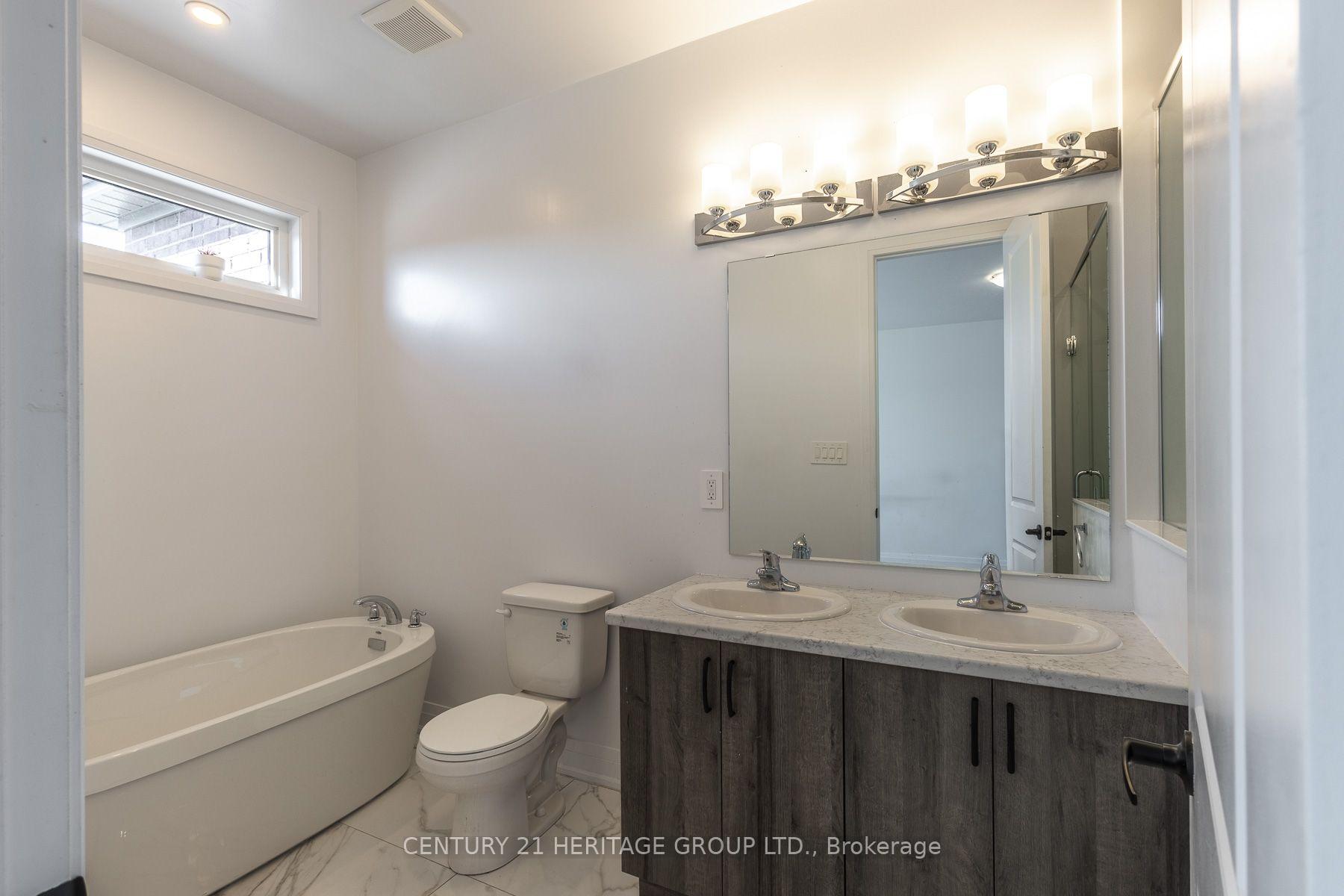 Photo 26 of 172 Franklin Trail, Barrie, Rural Barrie Southwest — HOMEH