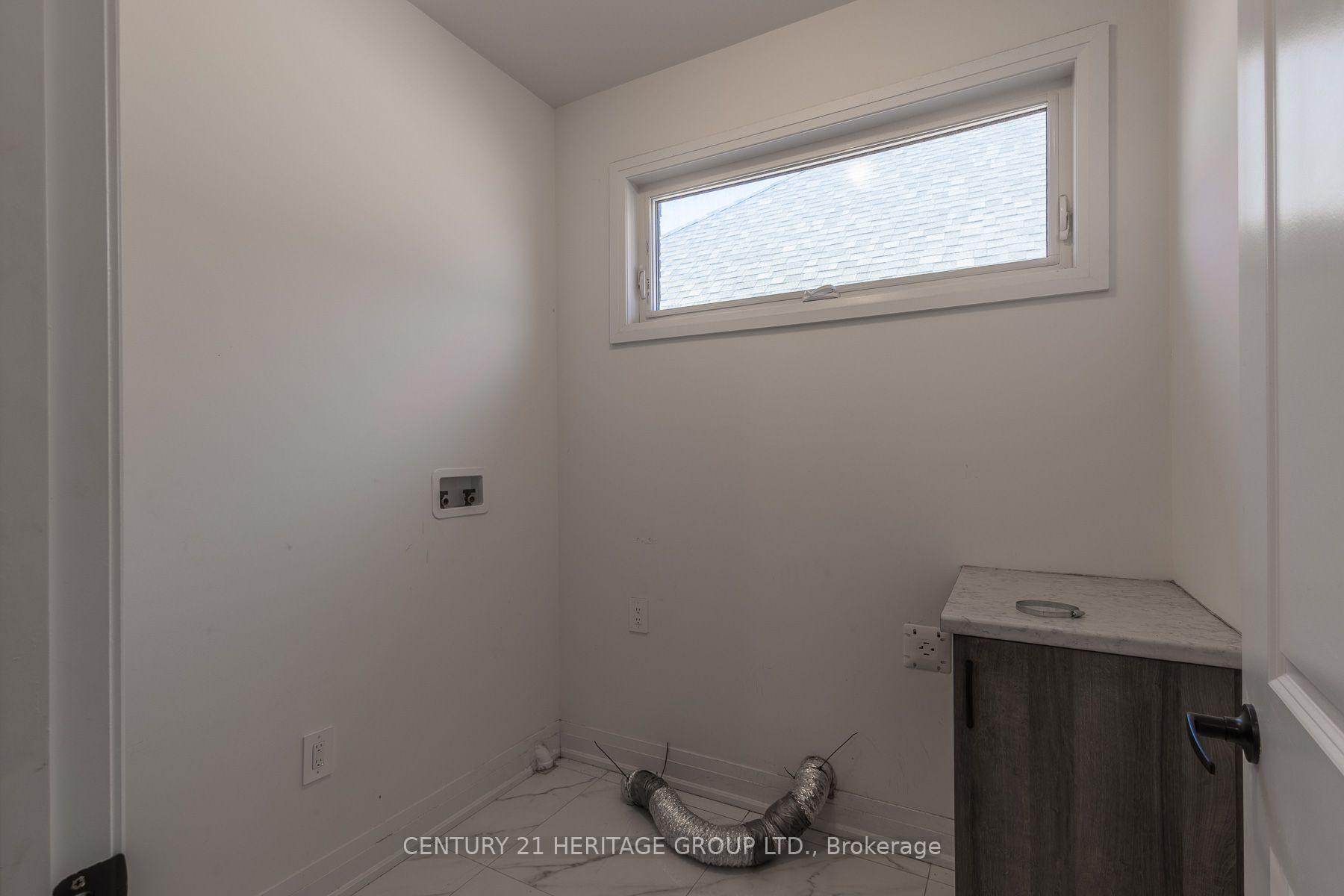 Photo 33 of 172 Franklin Trail, Barrie, Rural Barrie Southwest — HOMEH