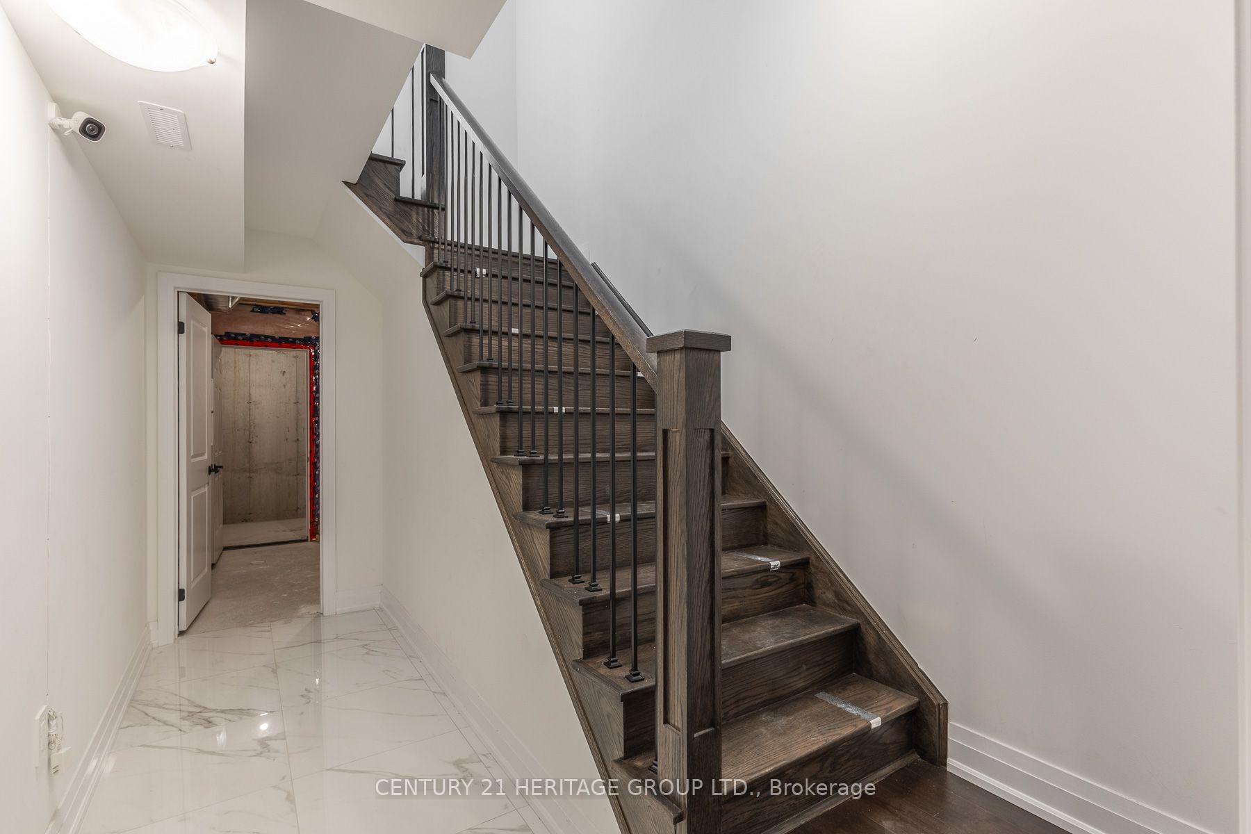 Photo 34 of 172 Franklin Trail, Barrie, Rural Barrie Southwest — HOMEH