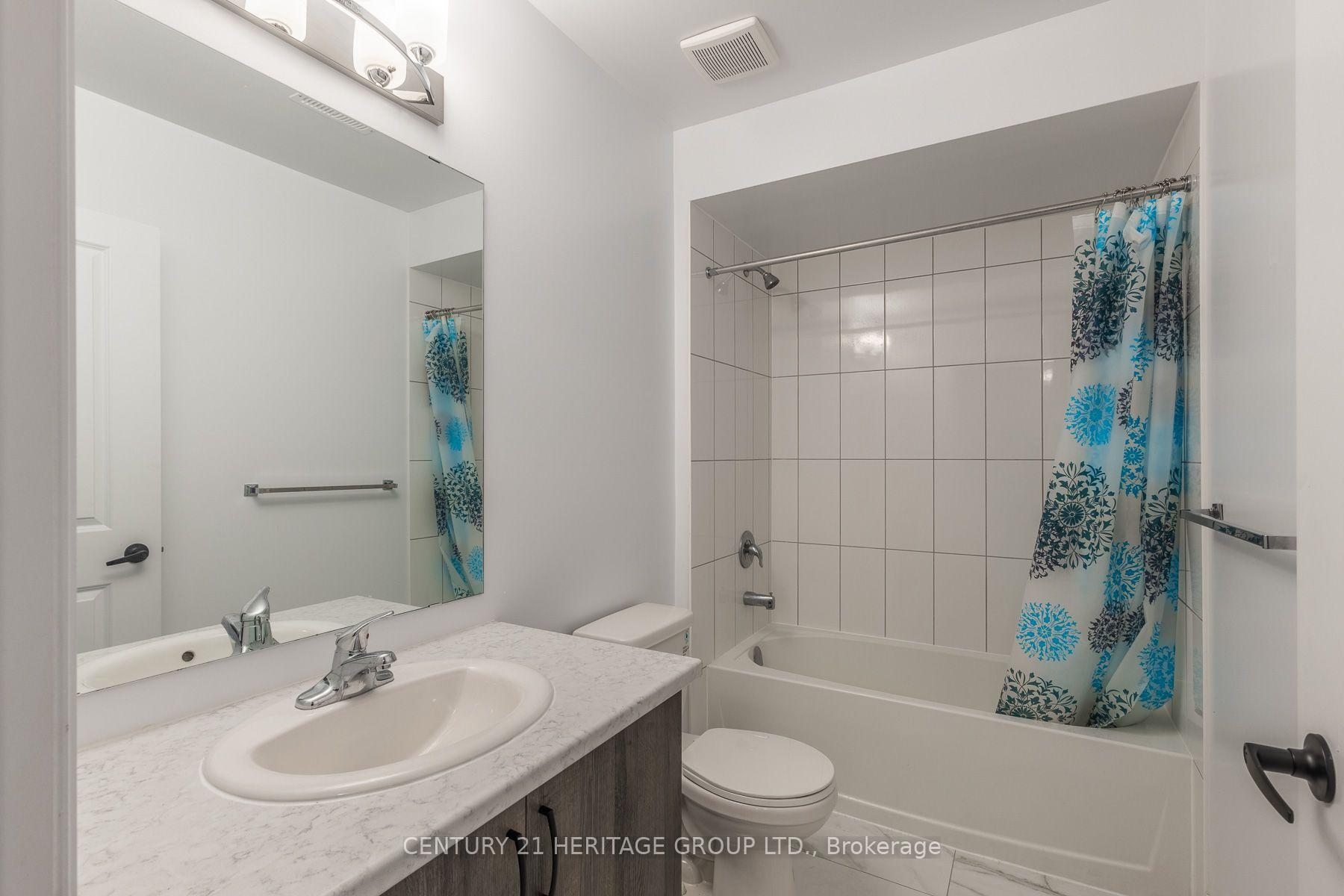 Photo 37 of 172 Franklin Trail, Barrie, Rural Barrie Southwest — HOMEH