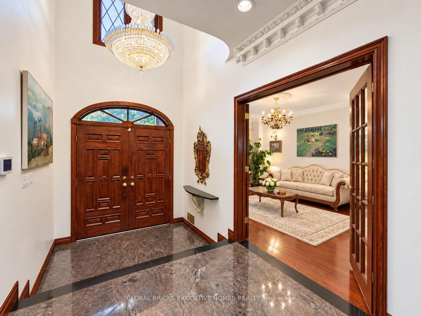 Photo 5 of 375 Princess Avenue, North York, Willowdale East — HOMEH