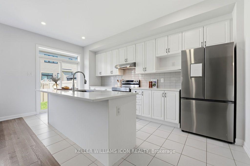 Photo 20 of 301 Drumlish Lane, Ottawa, Barrhaven - Half Moon Bay — HOMEH