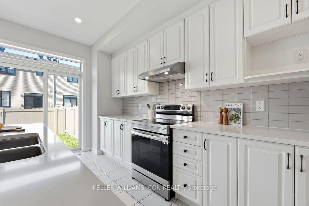Photo 21 of 301 Drumlish Lane, Ottawa, Barrhaven - Half Moon Bay — HOMEH
