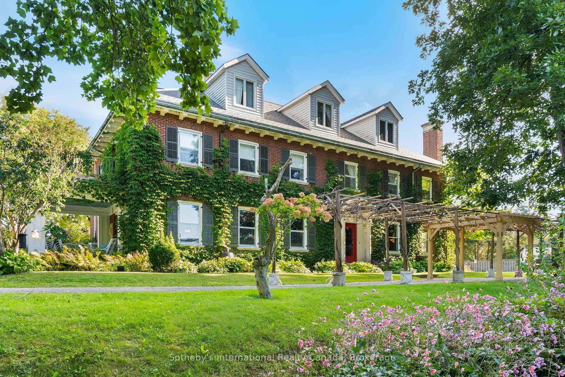 Photo of 150 Prospect Street
